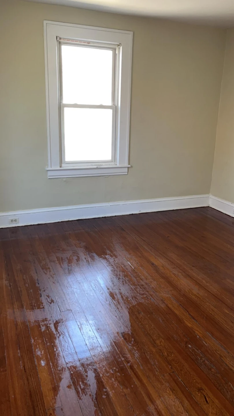 2414 Delaware AVE - Photo 3