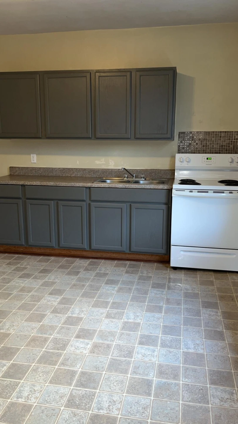 2414 Delaware AVE - Photo 6