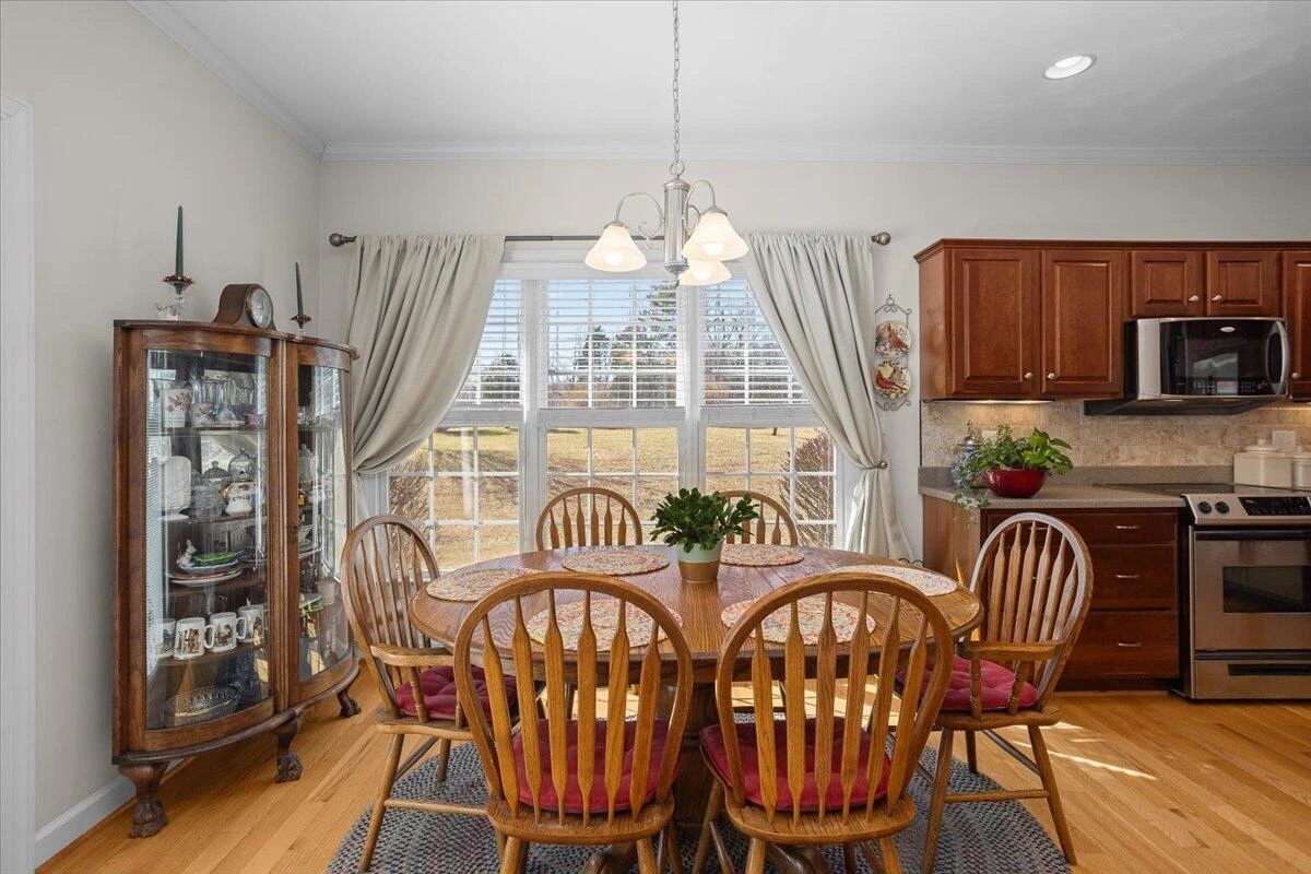 360 Maple Ridge LN - Photo 17