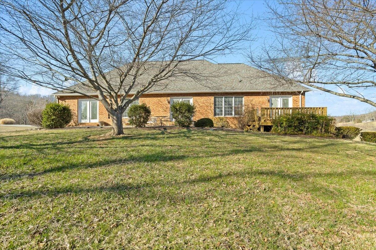 360 Maple Ridge LN - Photo 20