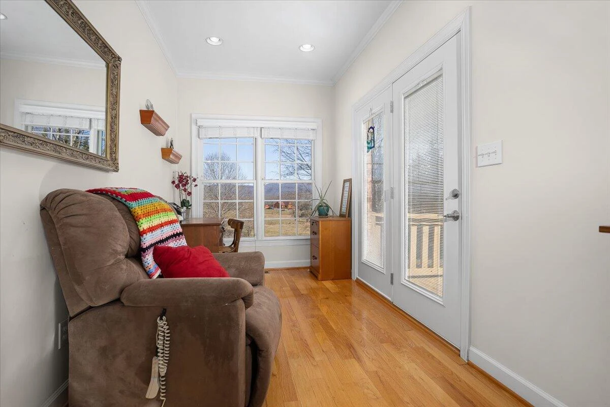 360 Maple Ridge LN - Photo 40