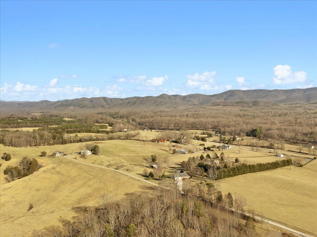 360 Maple Ridge LN - Photo 51
