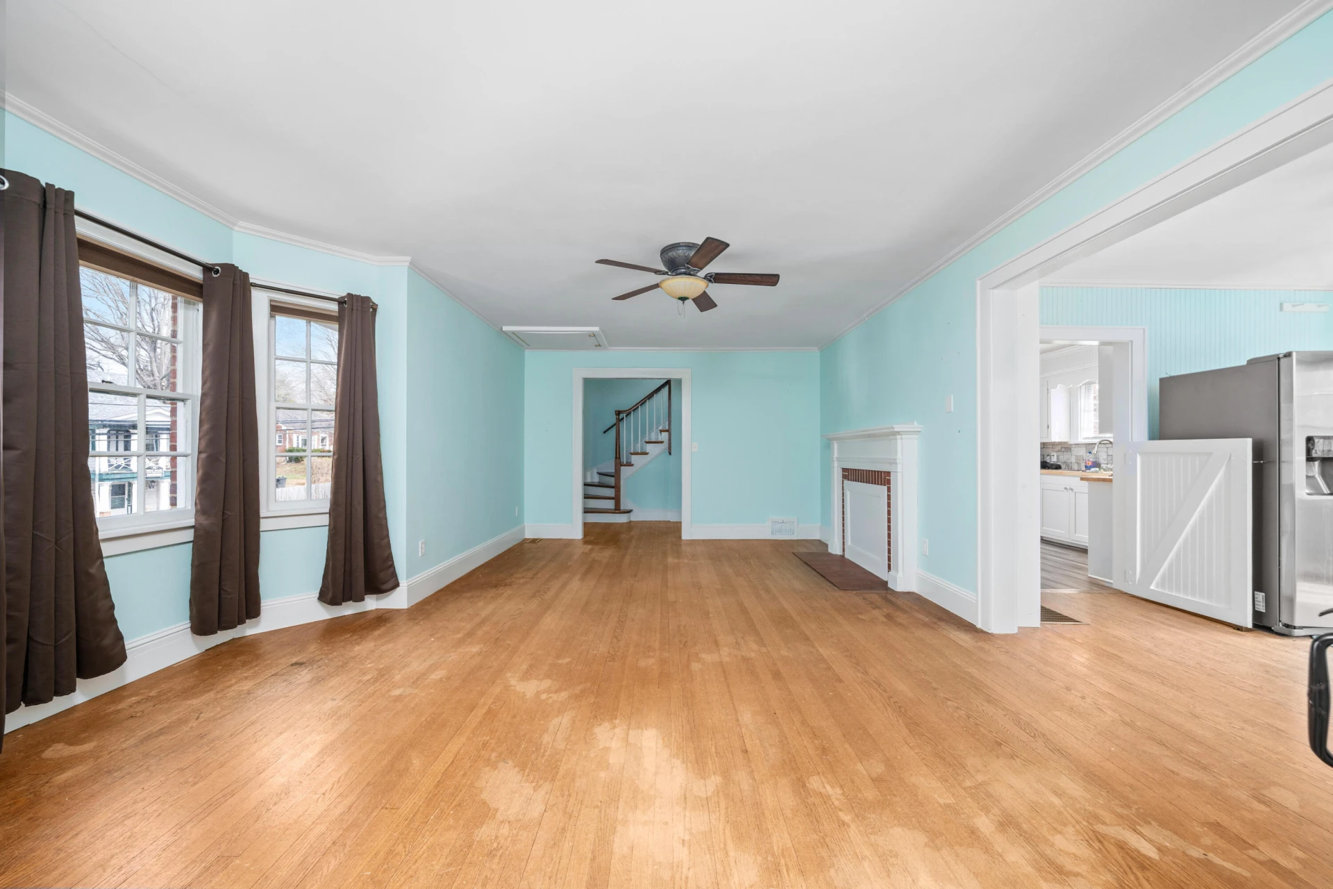209 Main ST - Photo 11