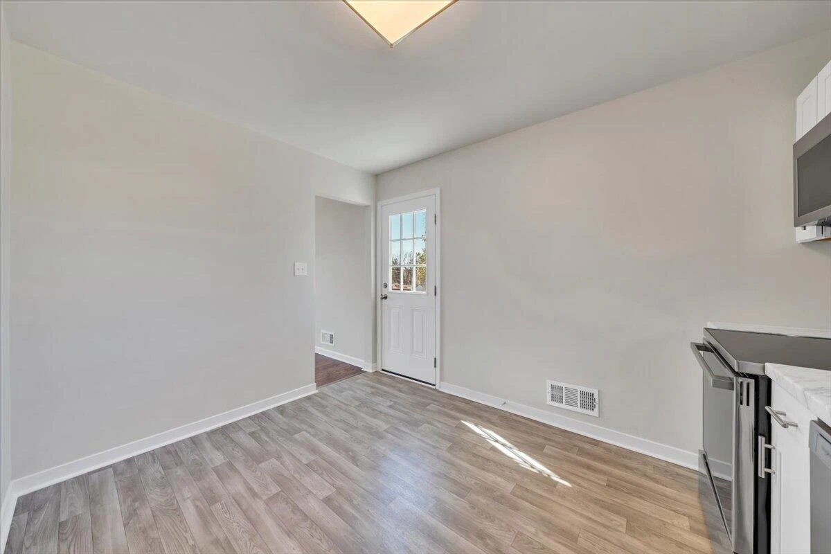 4117 Kentucky AVE - Photo 13