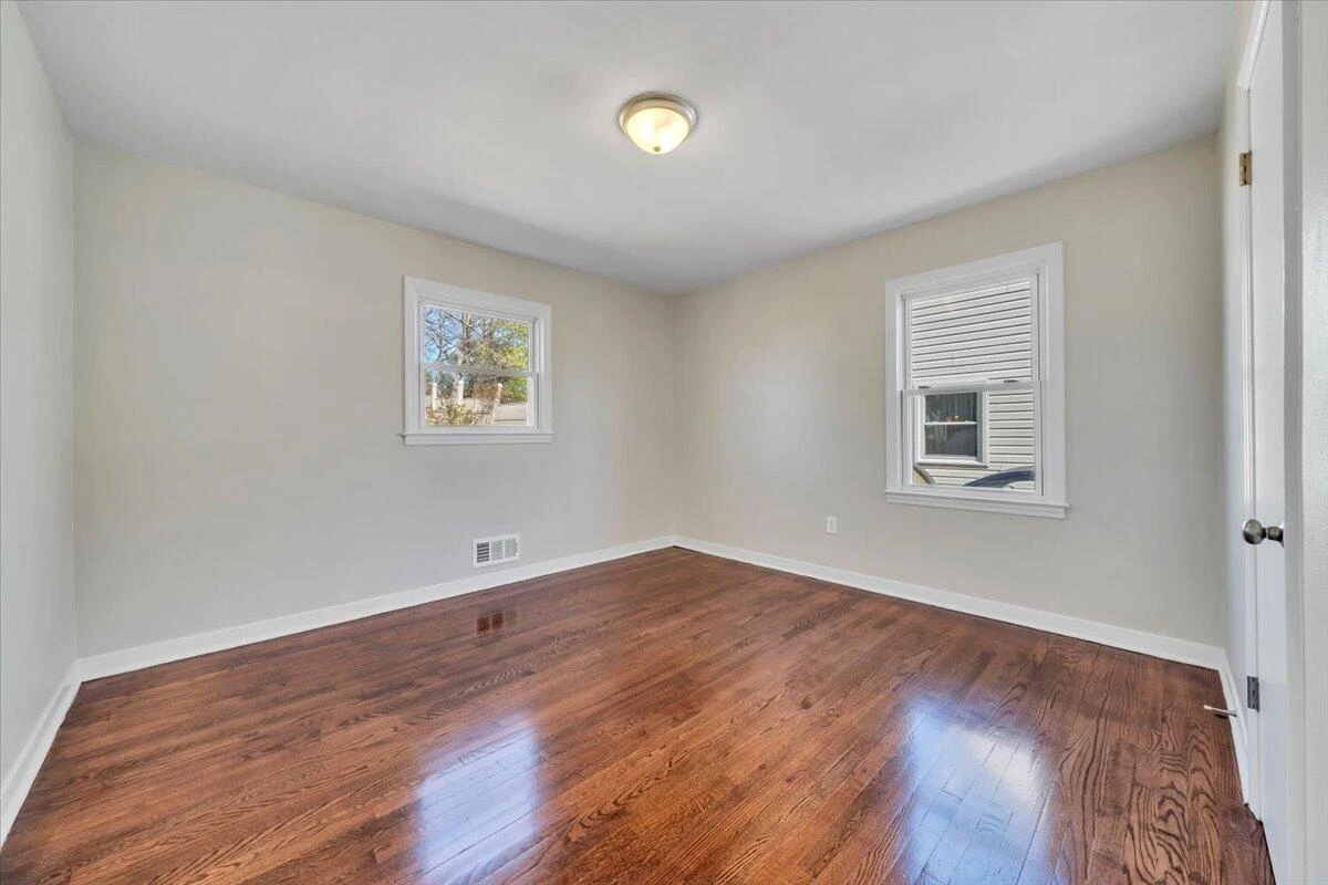 4117 Kentucky AVE - Photo 16