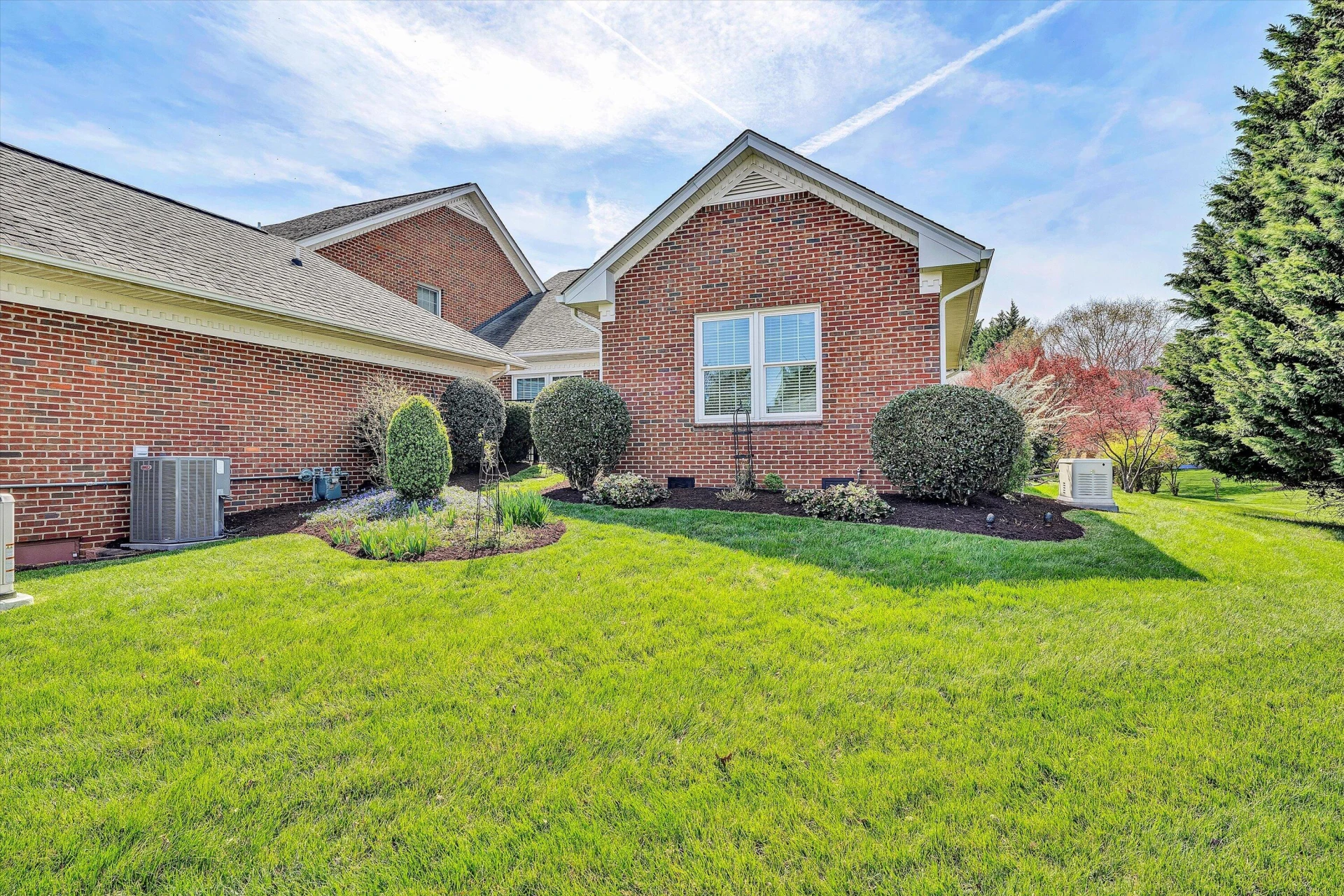 3345 Kingsbury CIR - Photo 38