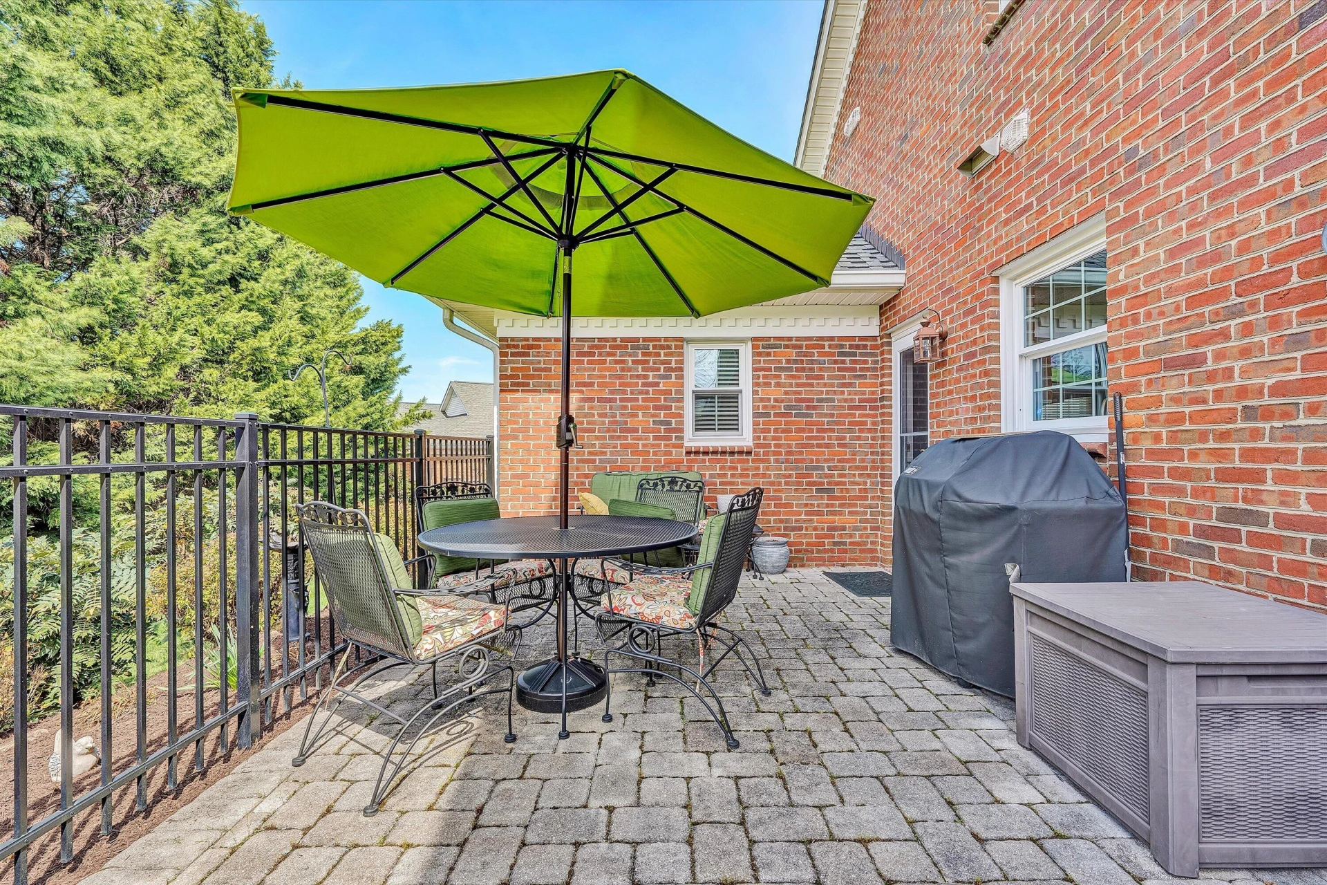 3345 Kingsbury CIR - Photo 7