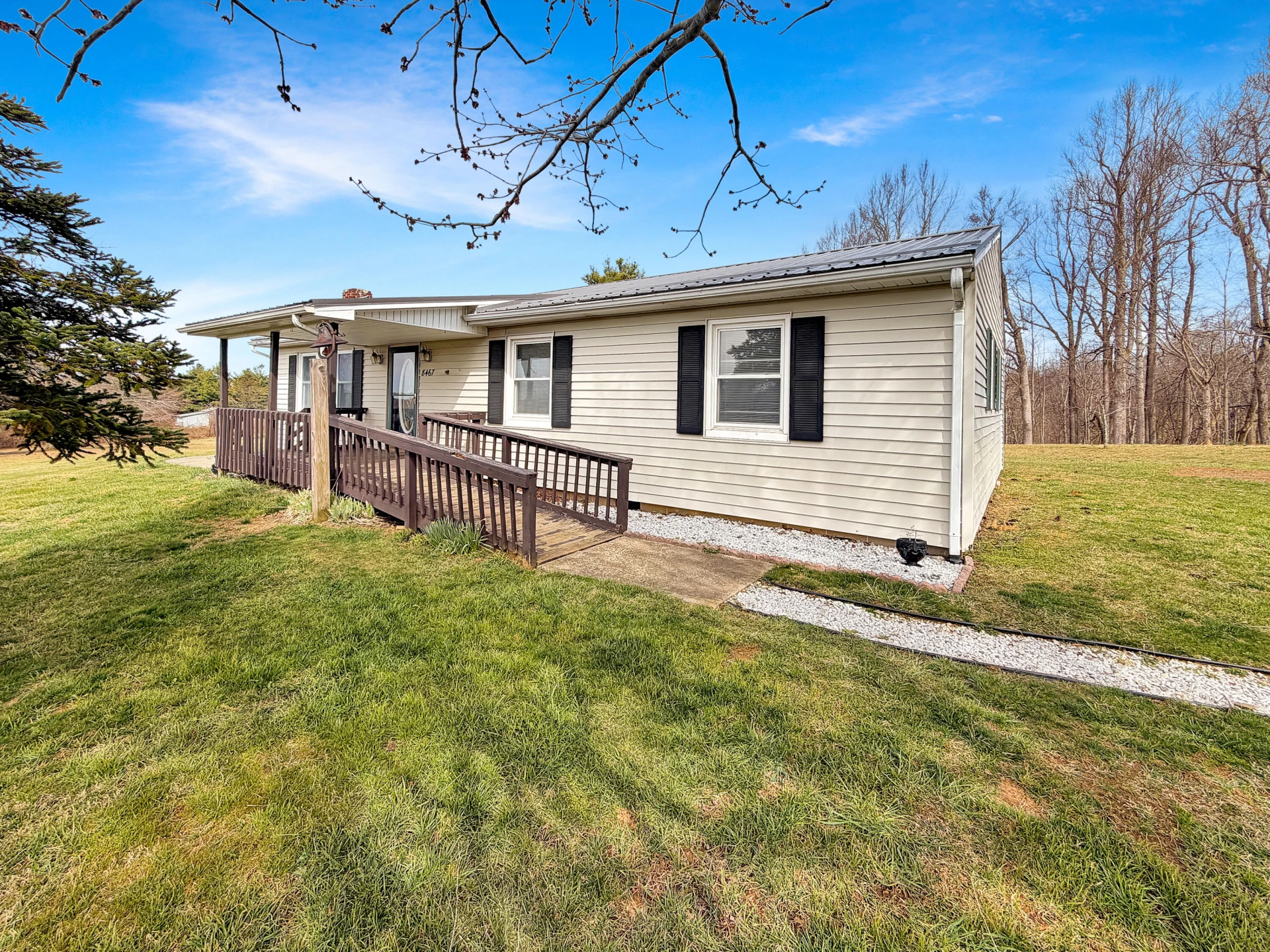 8467 Bear Ridge RD - Photo 3
