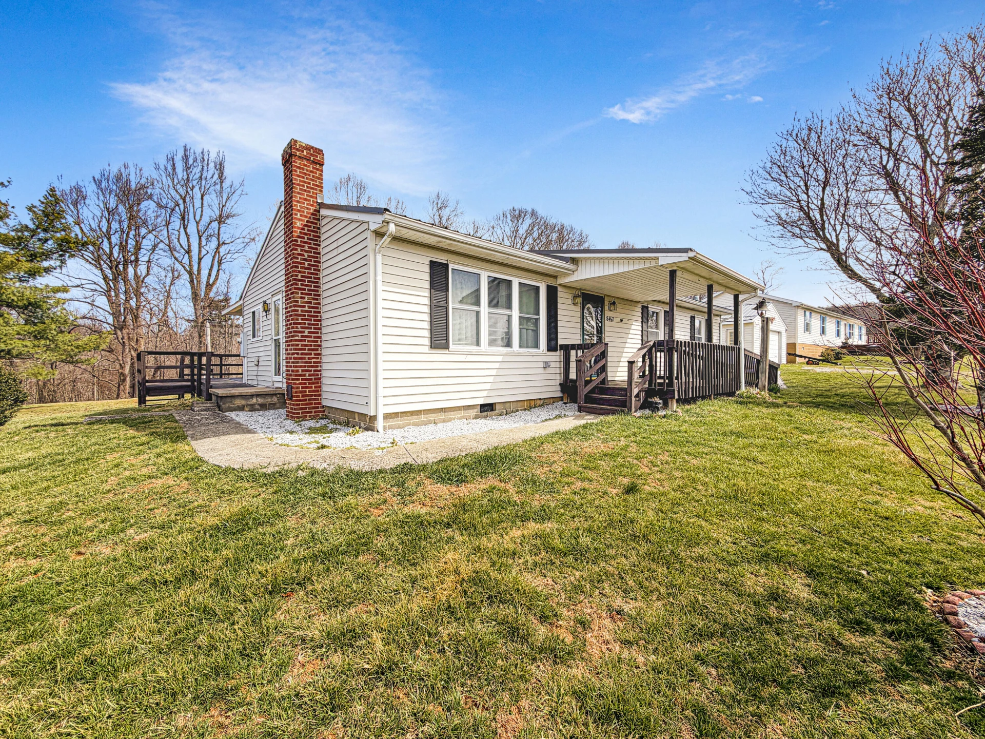 8467 Bear Ridge RD - Photo 4