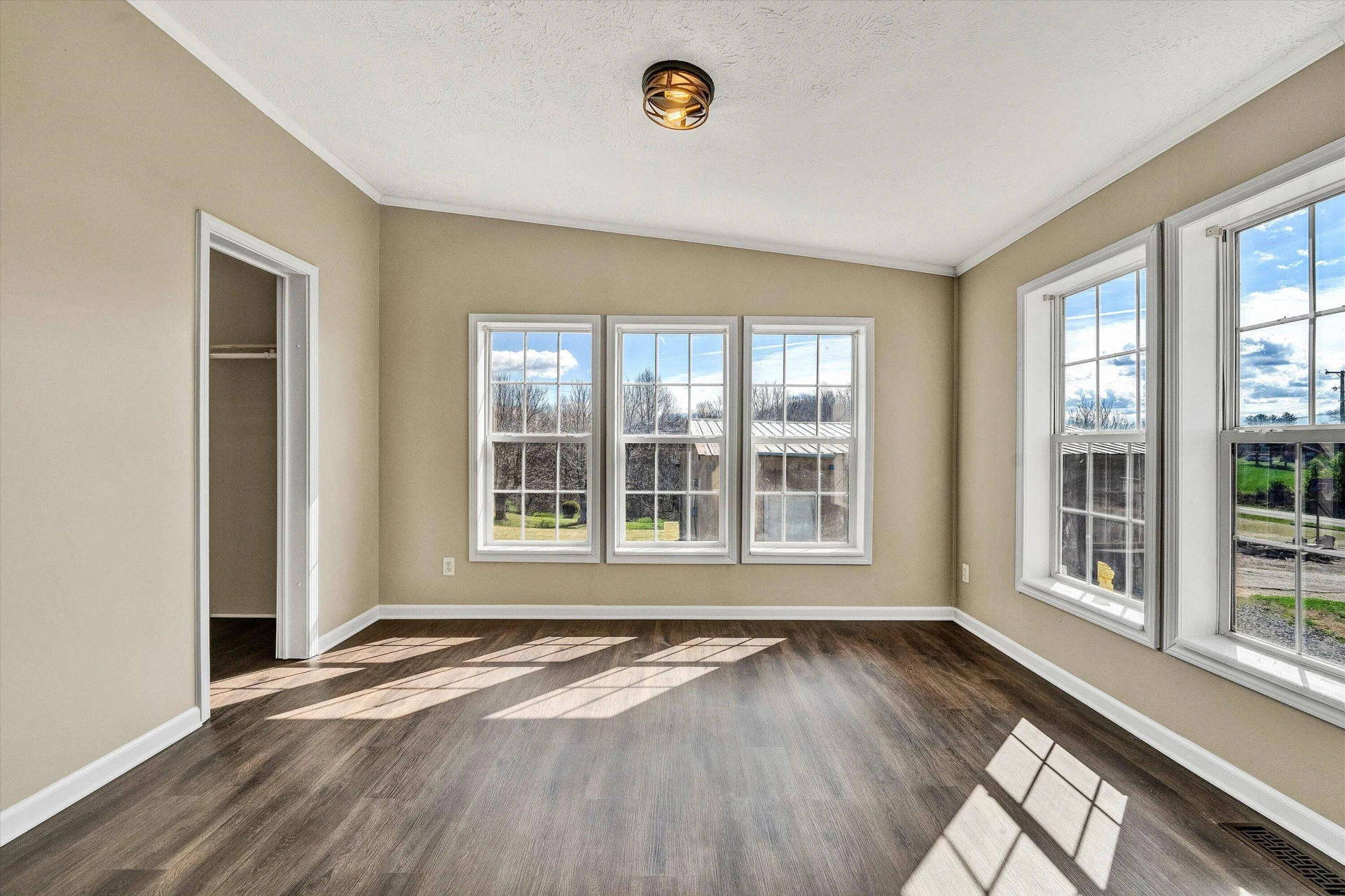 5555 DOE RUN RD - Photo 16