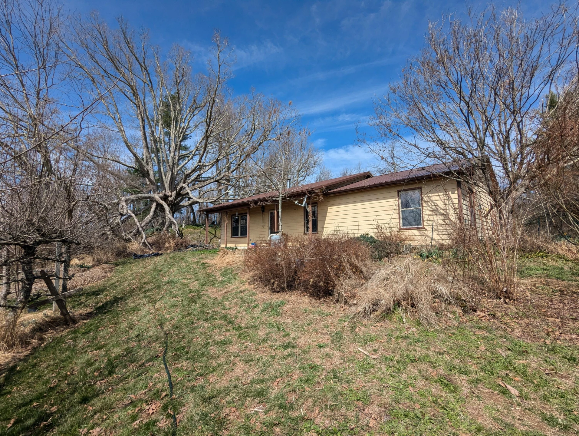 8926 Valley DR - Photo 13