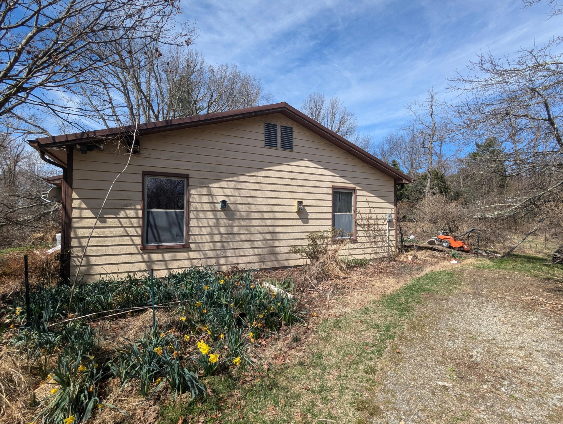 8926 Valley DR - Photo 29