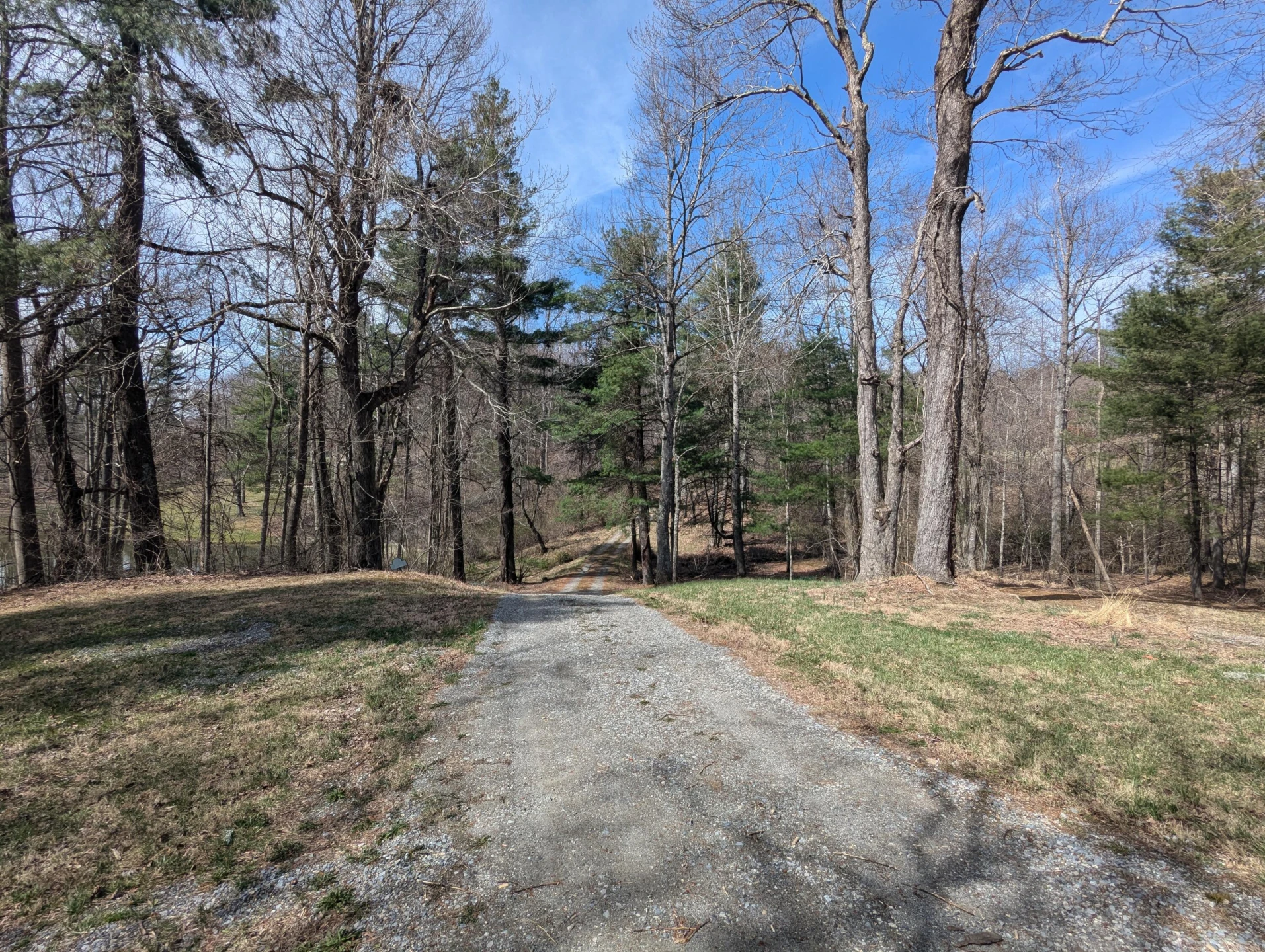 8926 Valley DR - Photo 5