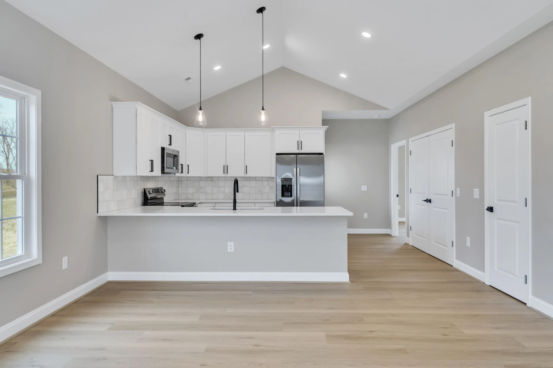 35 Rosamae DR - Photo 11