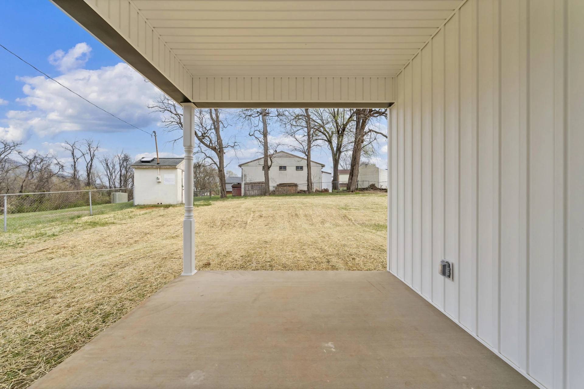 35 Rosamae DR - Photo 32