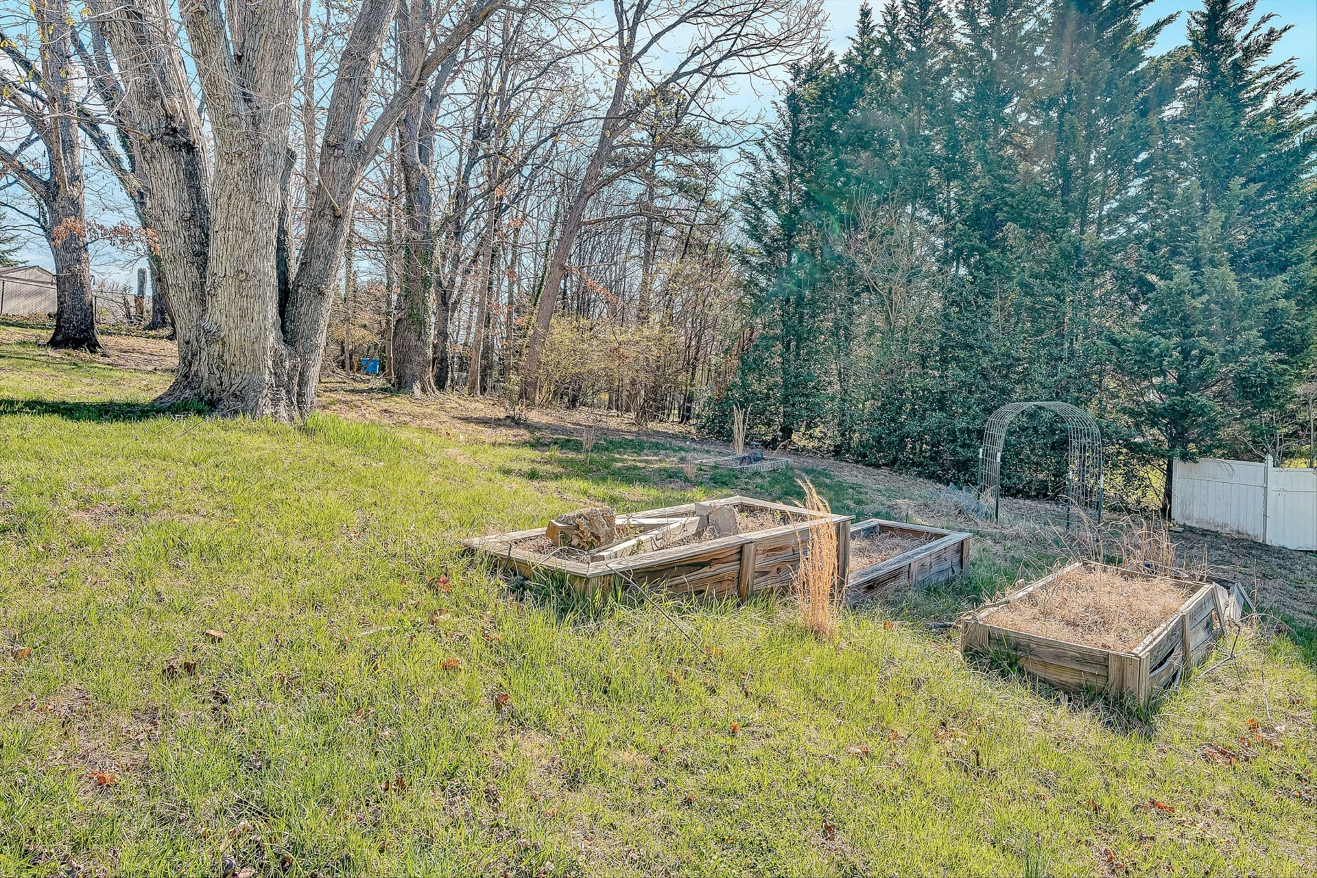 5918 Green Ridge RD - Photo 43