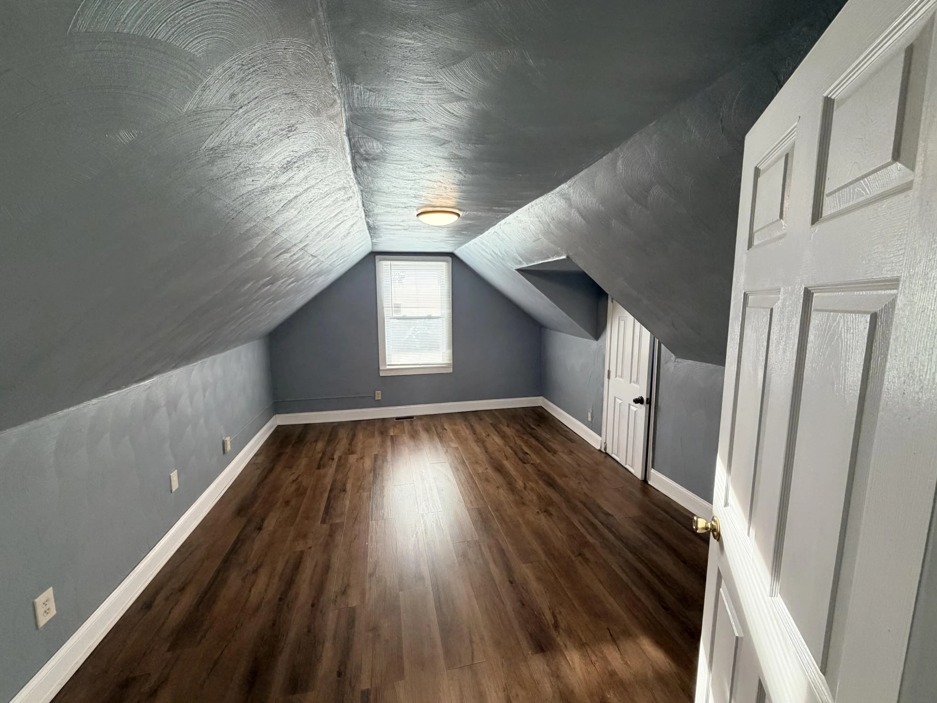 2001 Hanover AVE - Photo 6