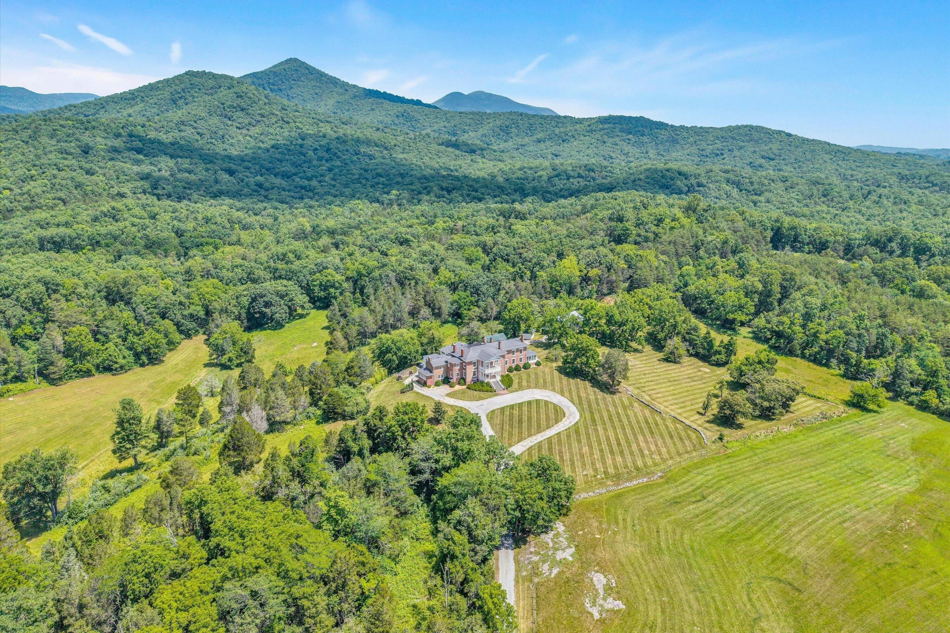 1066 Greyledge RD - Photo 104