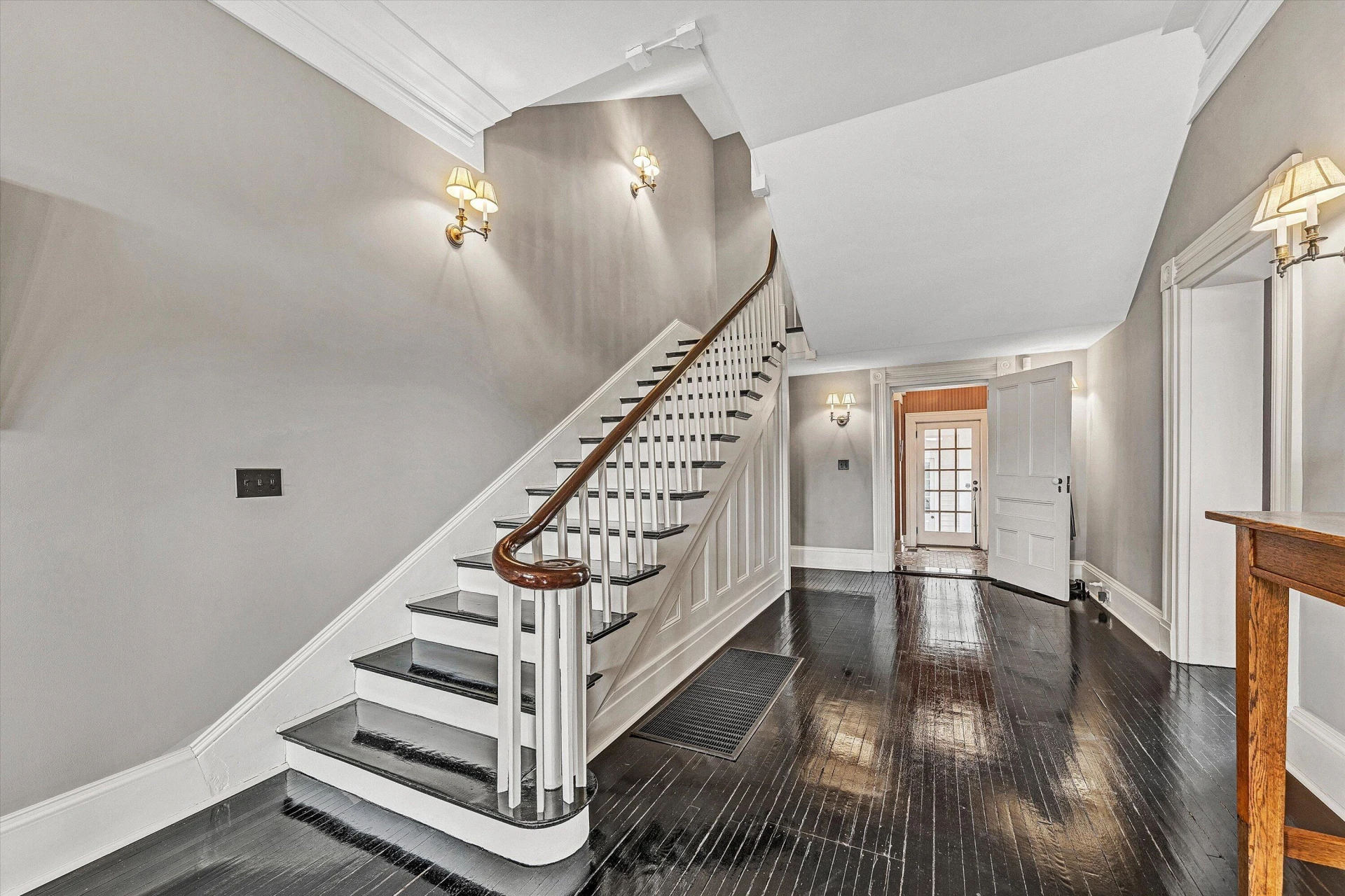 1066 Greyledge RD - Photo 22