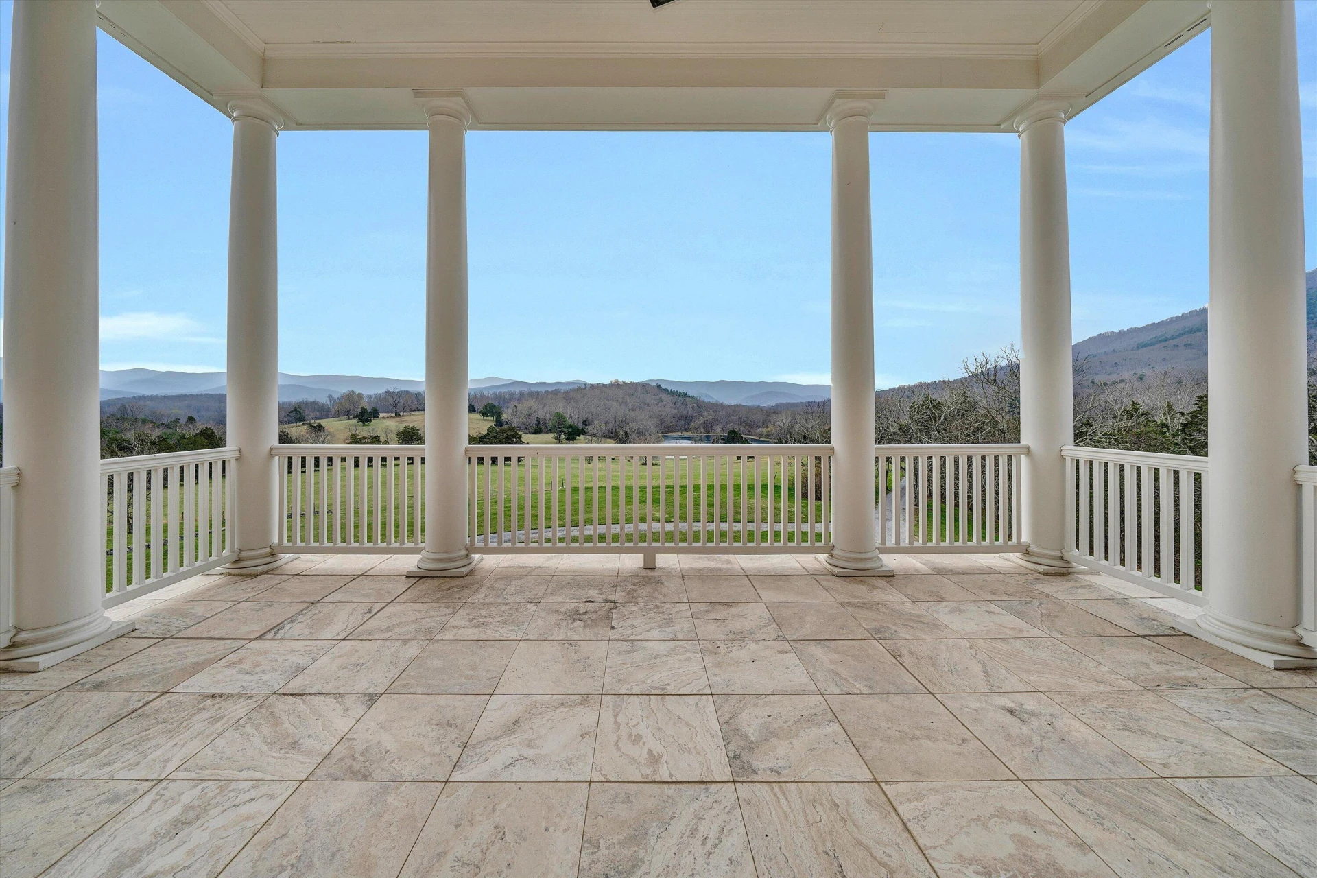 1066 Greyledge RD - Photo 44