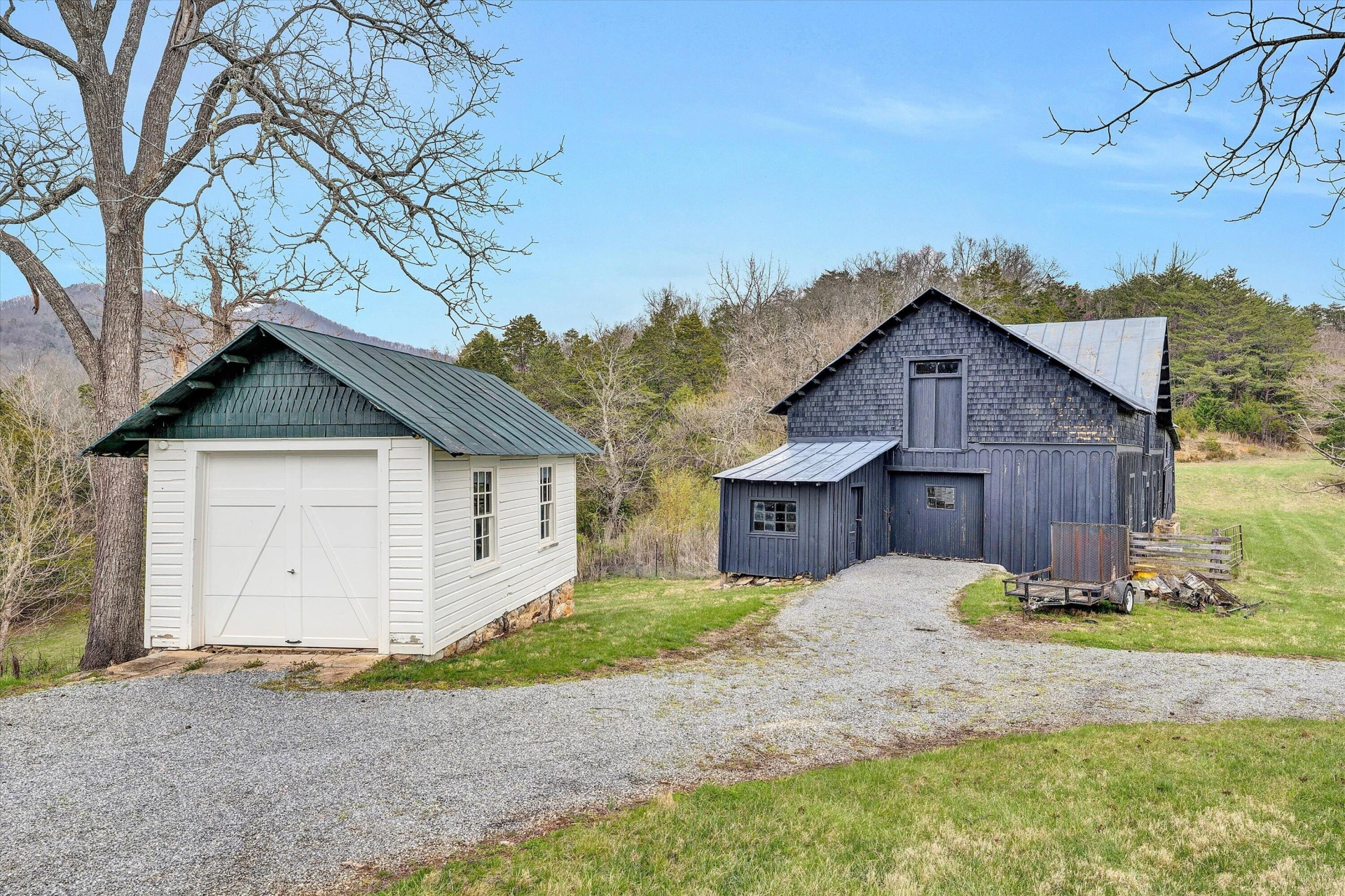 1066 Greyledge RD - Photo 70