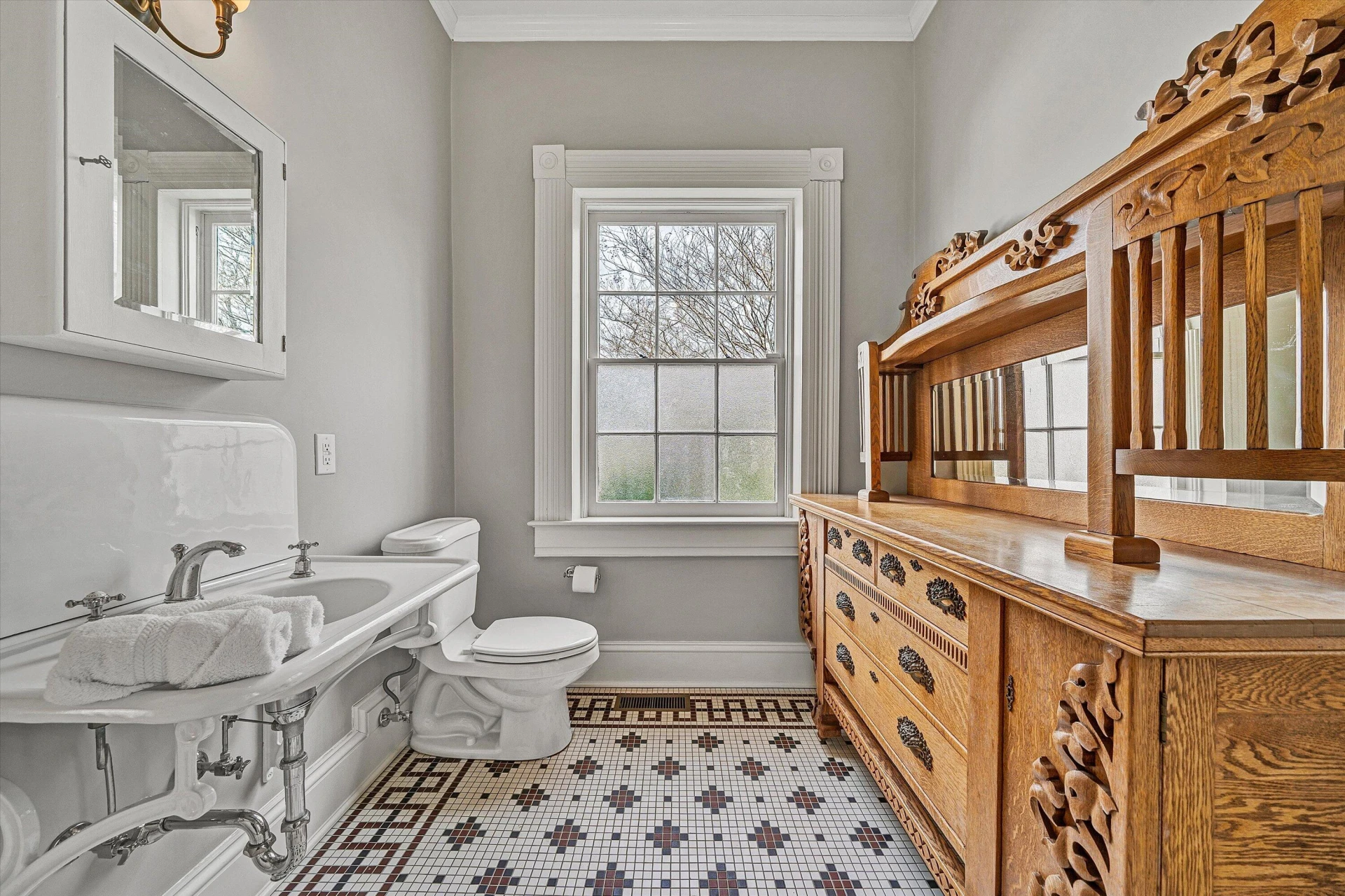 1066 Greyledge RD - Photo 48