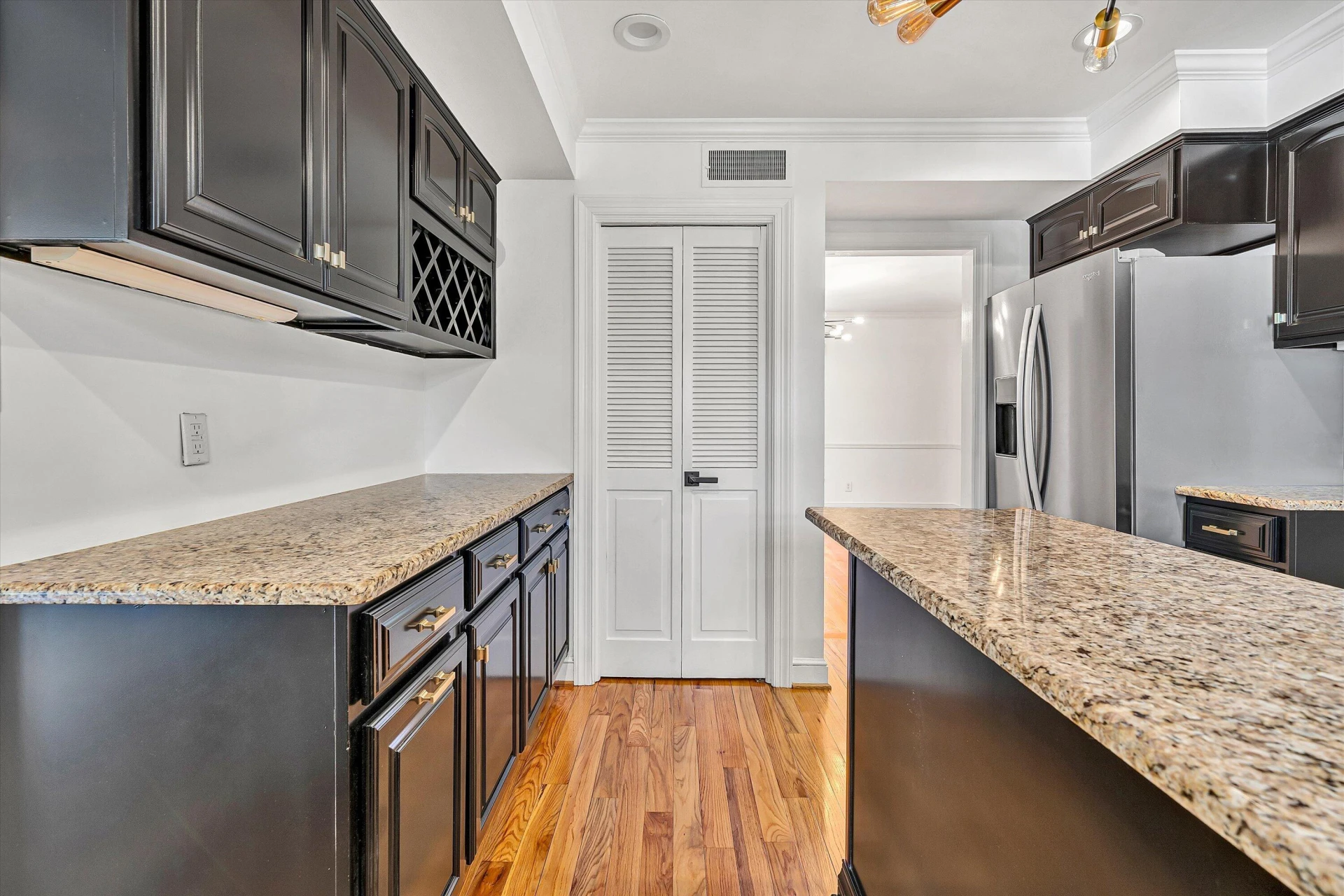 3725 Dogwood LN - Photo 19