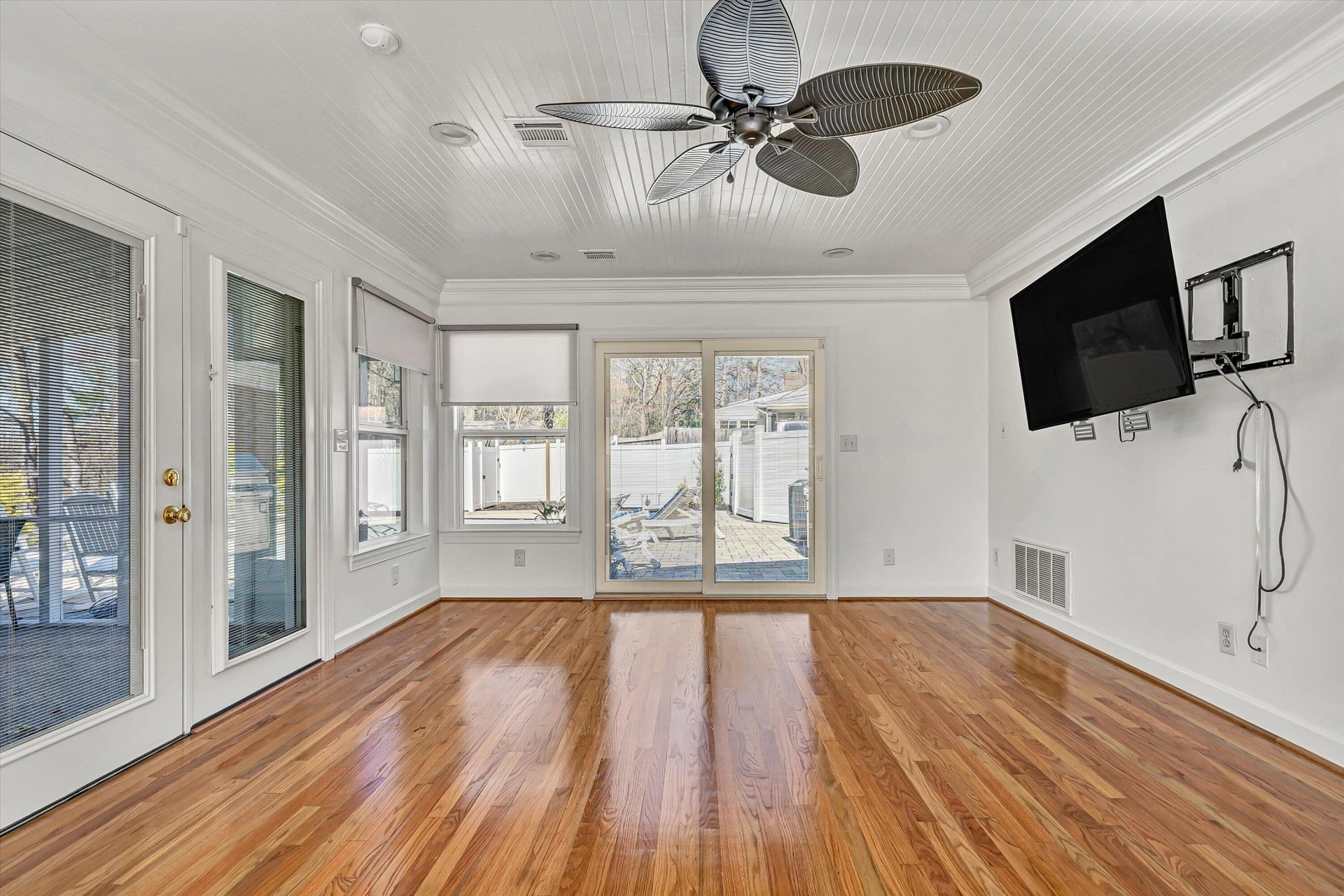 3725 Dogwood LN - Photo 33