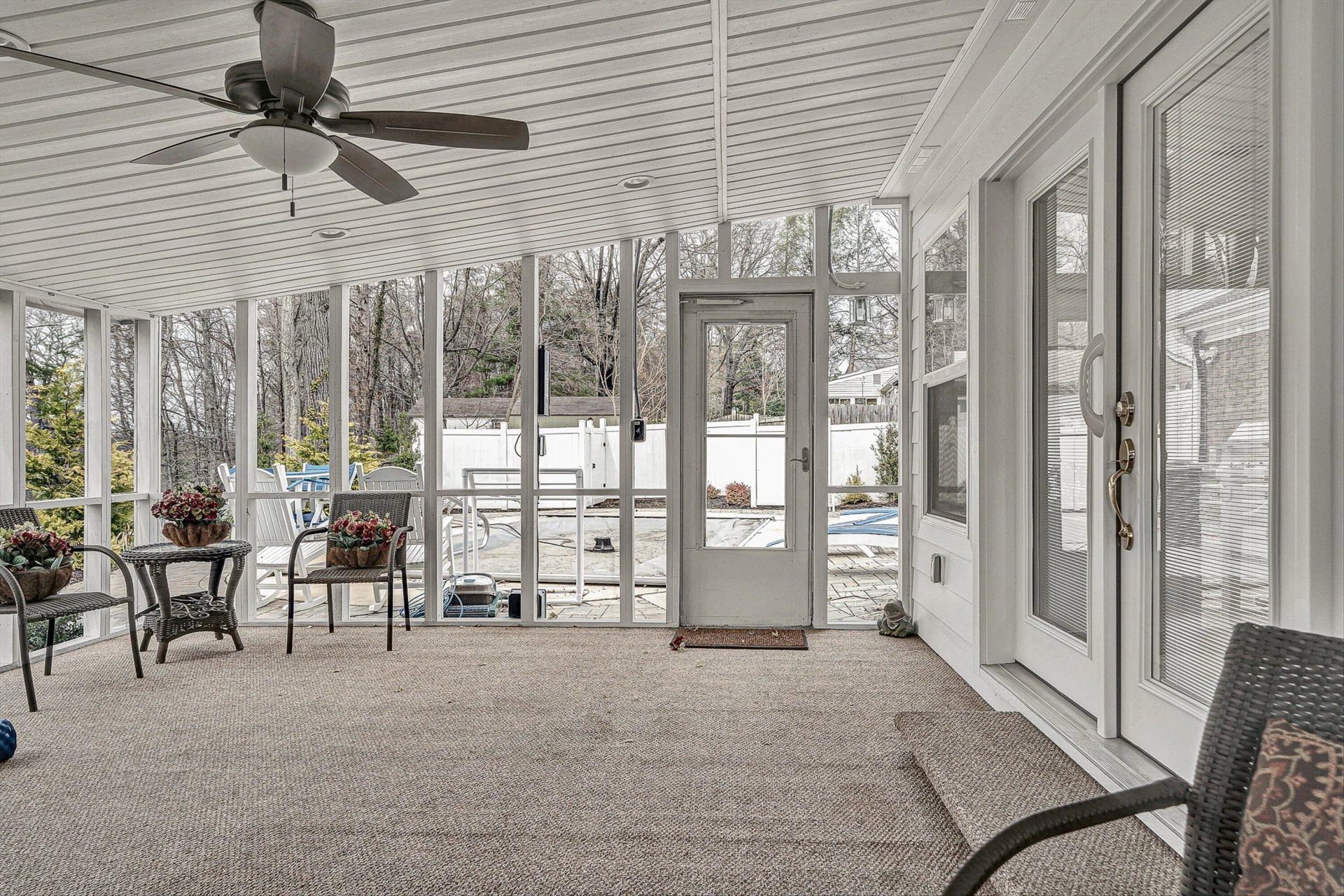 3725 Dogwood LN - Photo 36