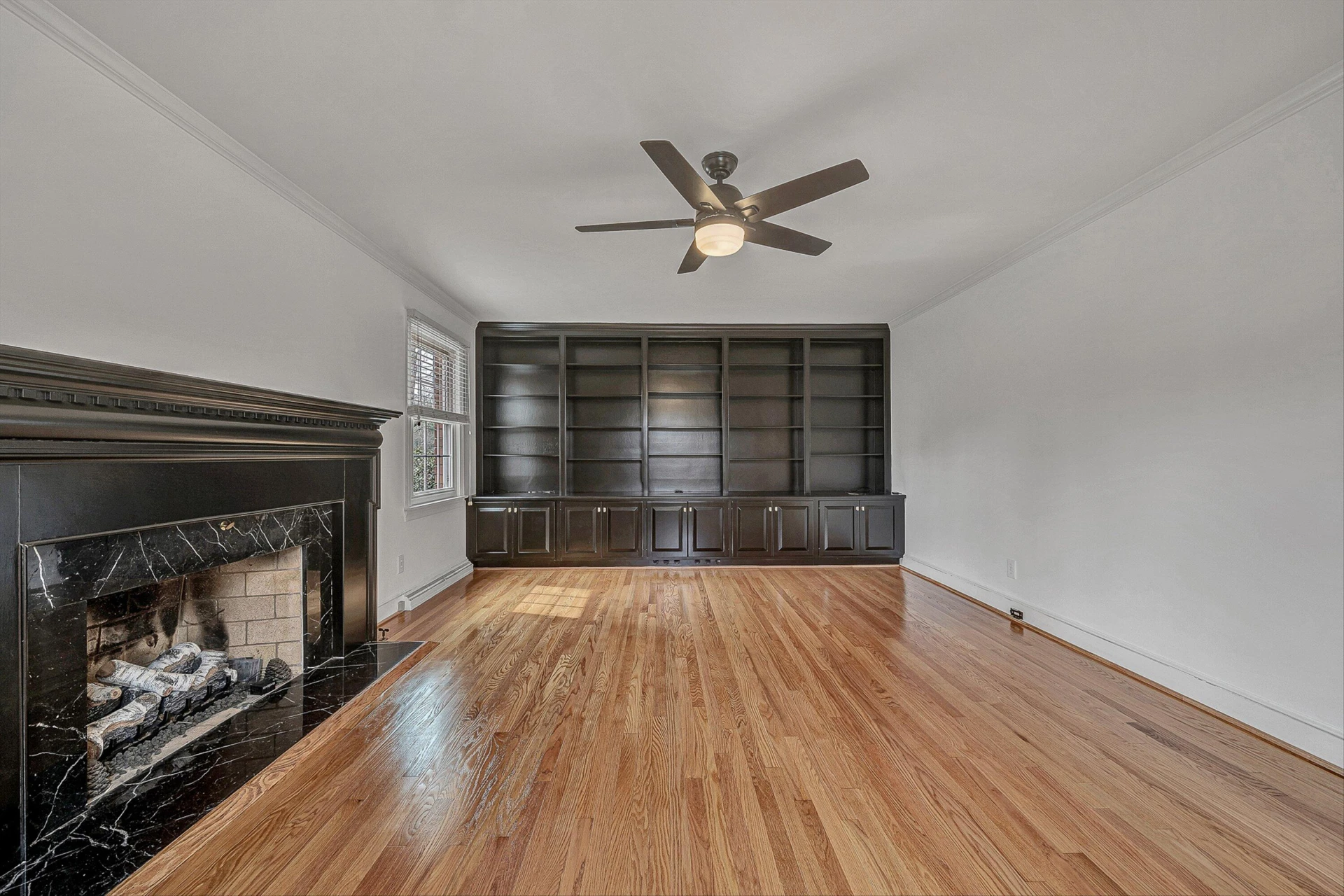 3725 Dogwood LN - Photo 6