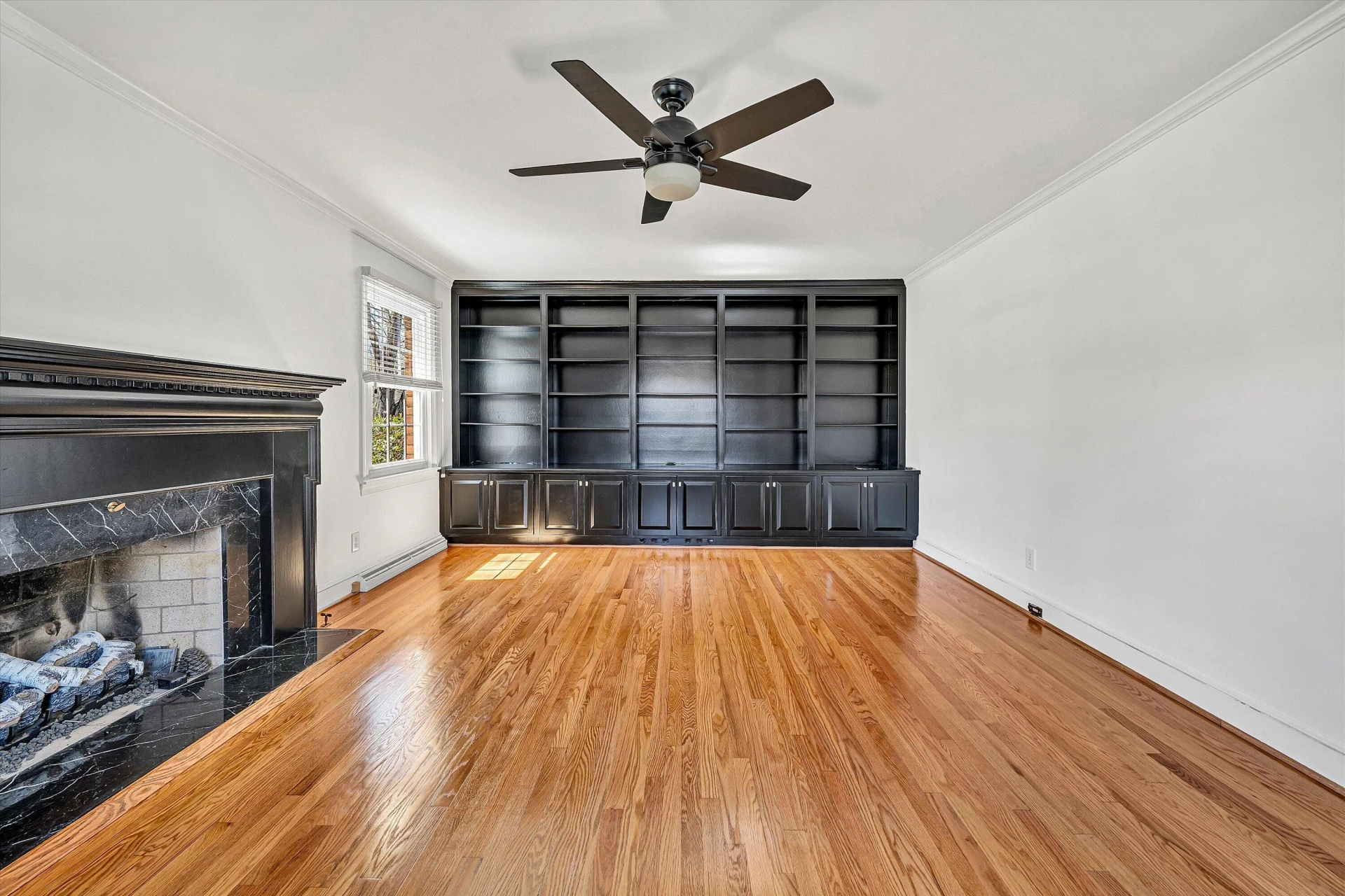3725 Dogwood LN - Photo 7