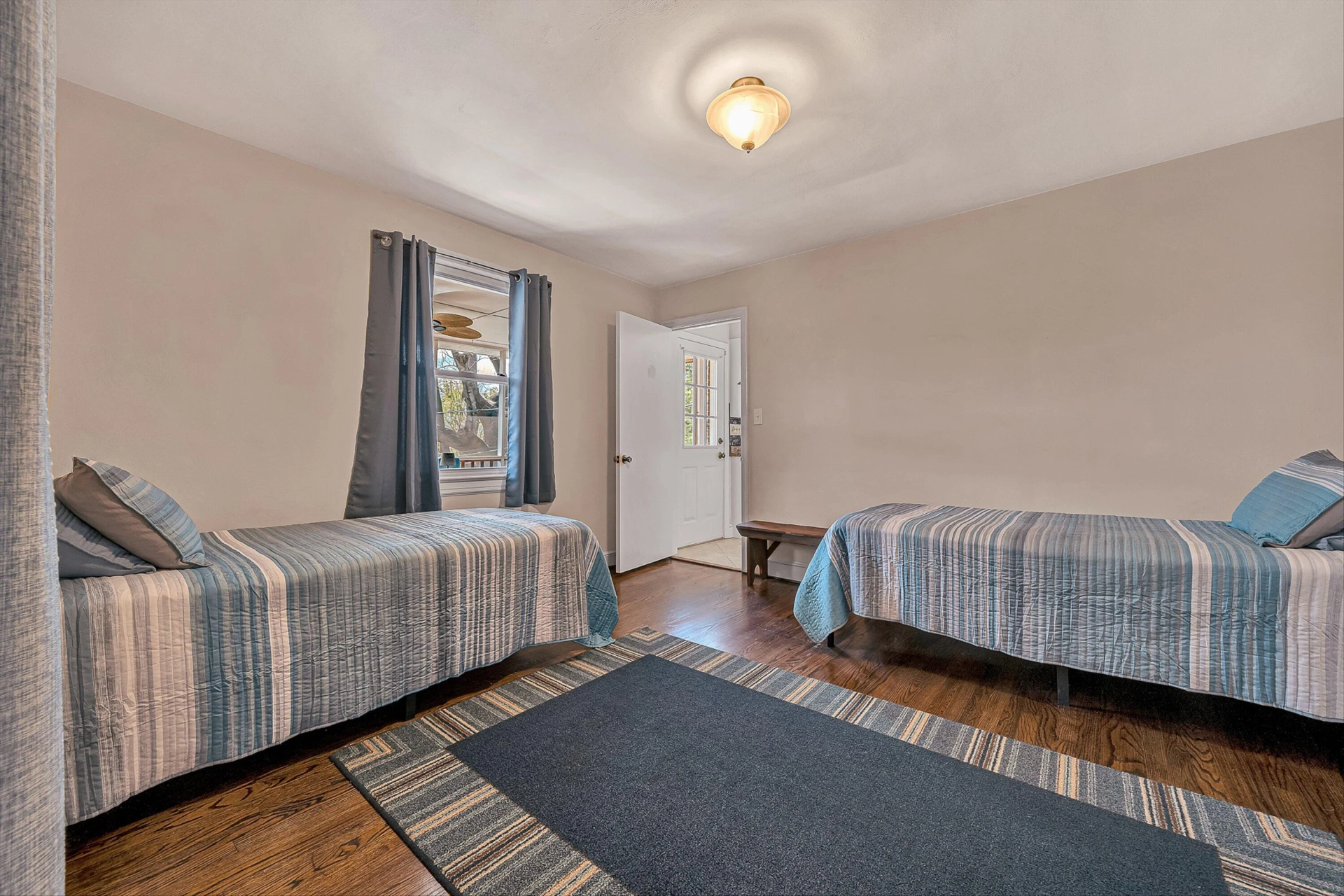 2718 Wilshire AVE - Photo 23