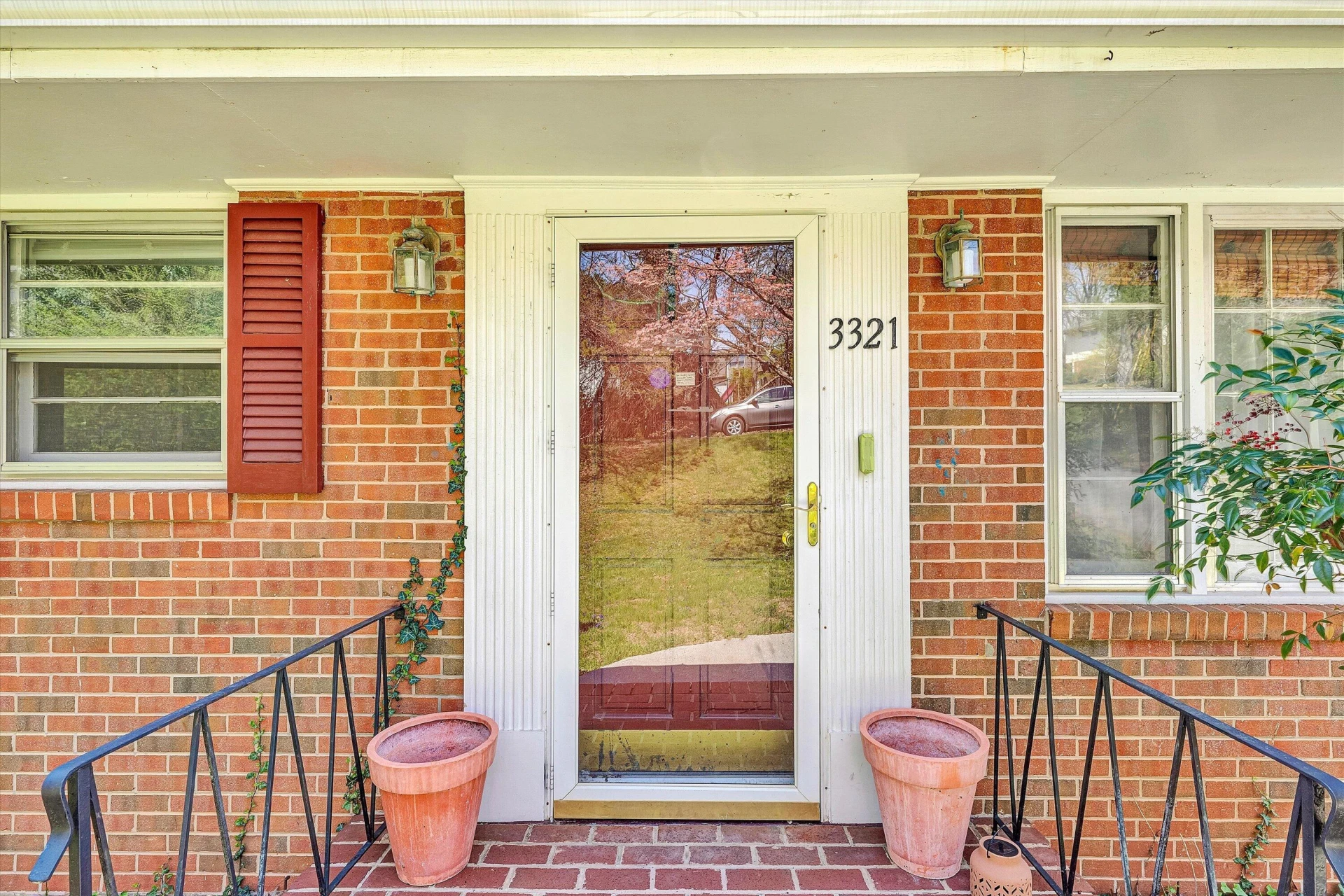 3321 Ledgewood AVE - Photo 7