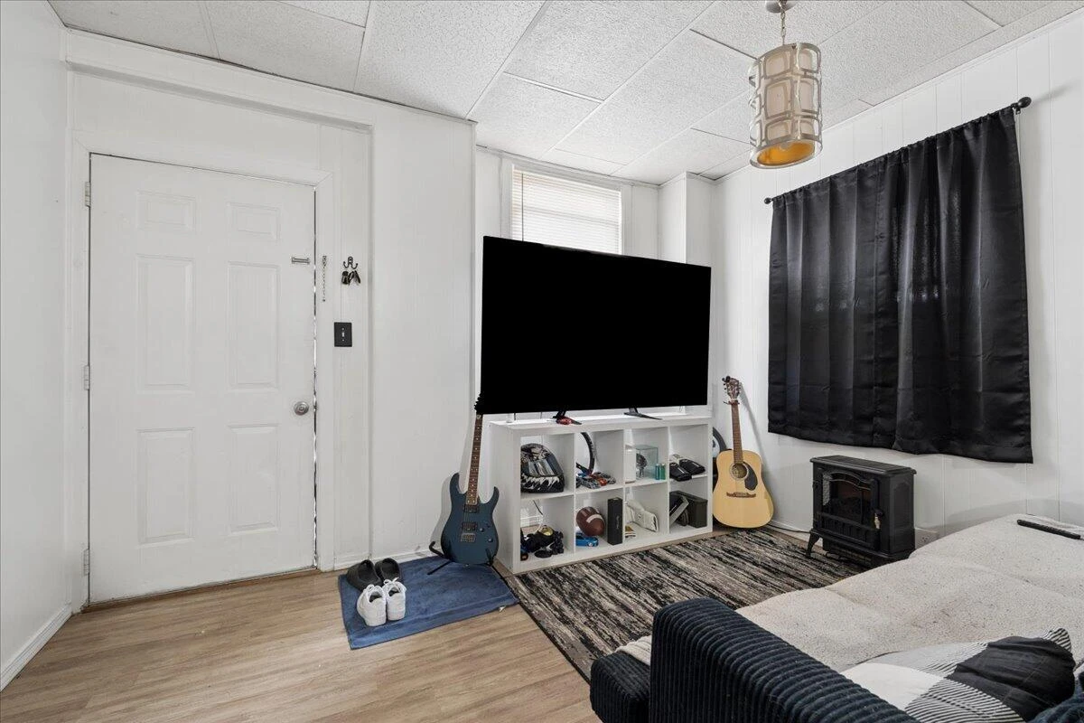 1332 Goose Creek Valley RD - Photo 17