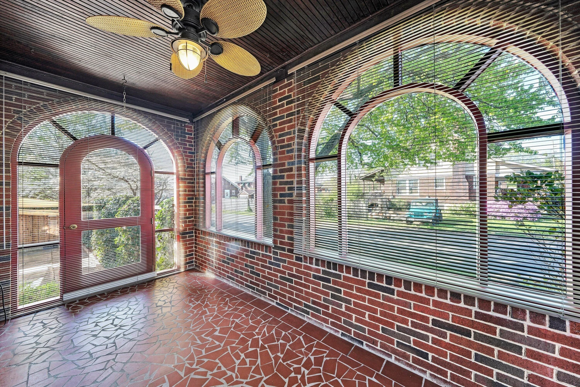 2903 Huntington BLVD - Photo 12