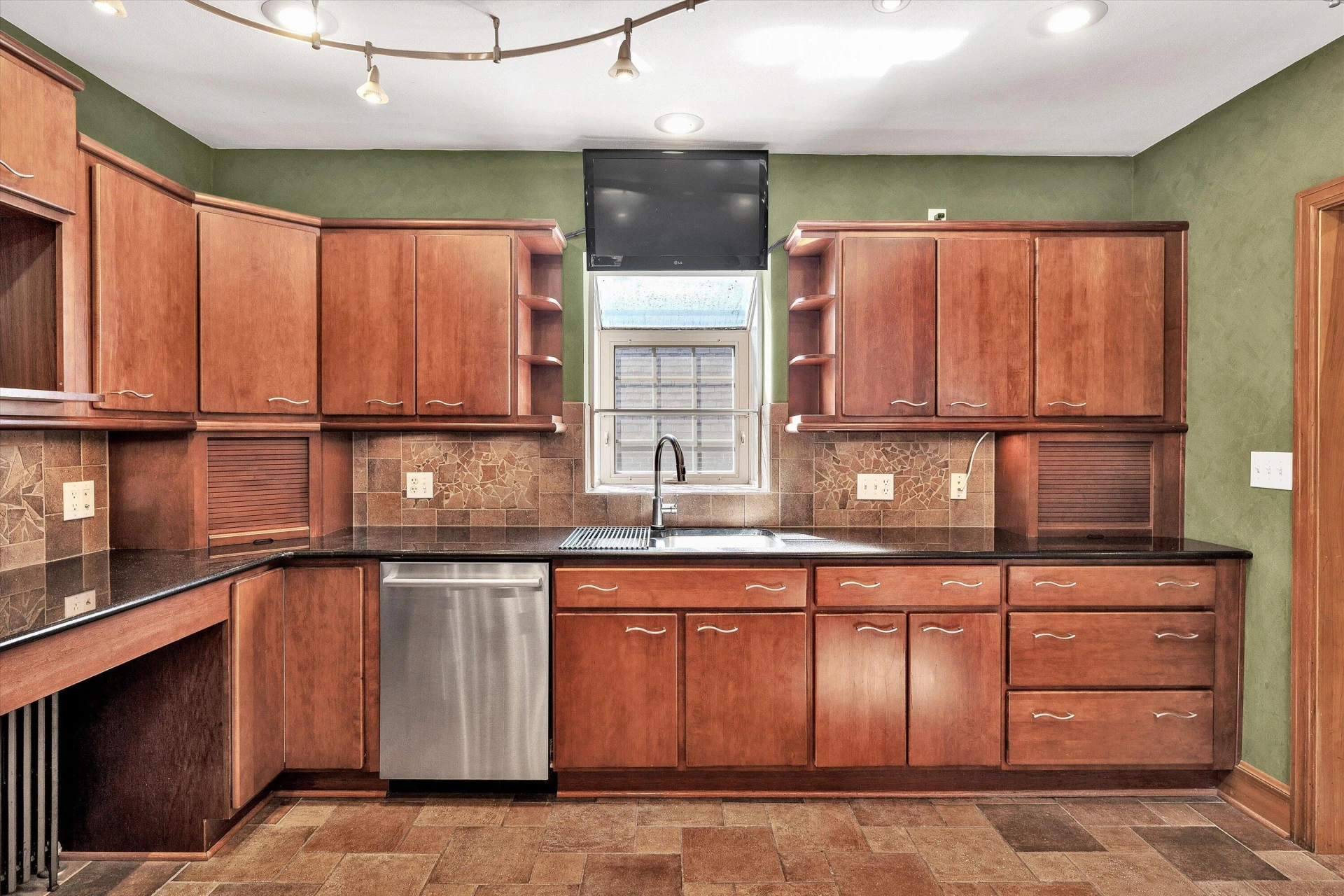 2903 Huntington BLVD - Photo 21