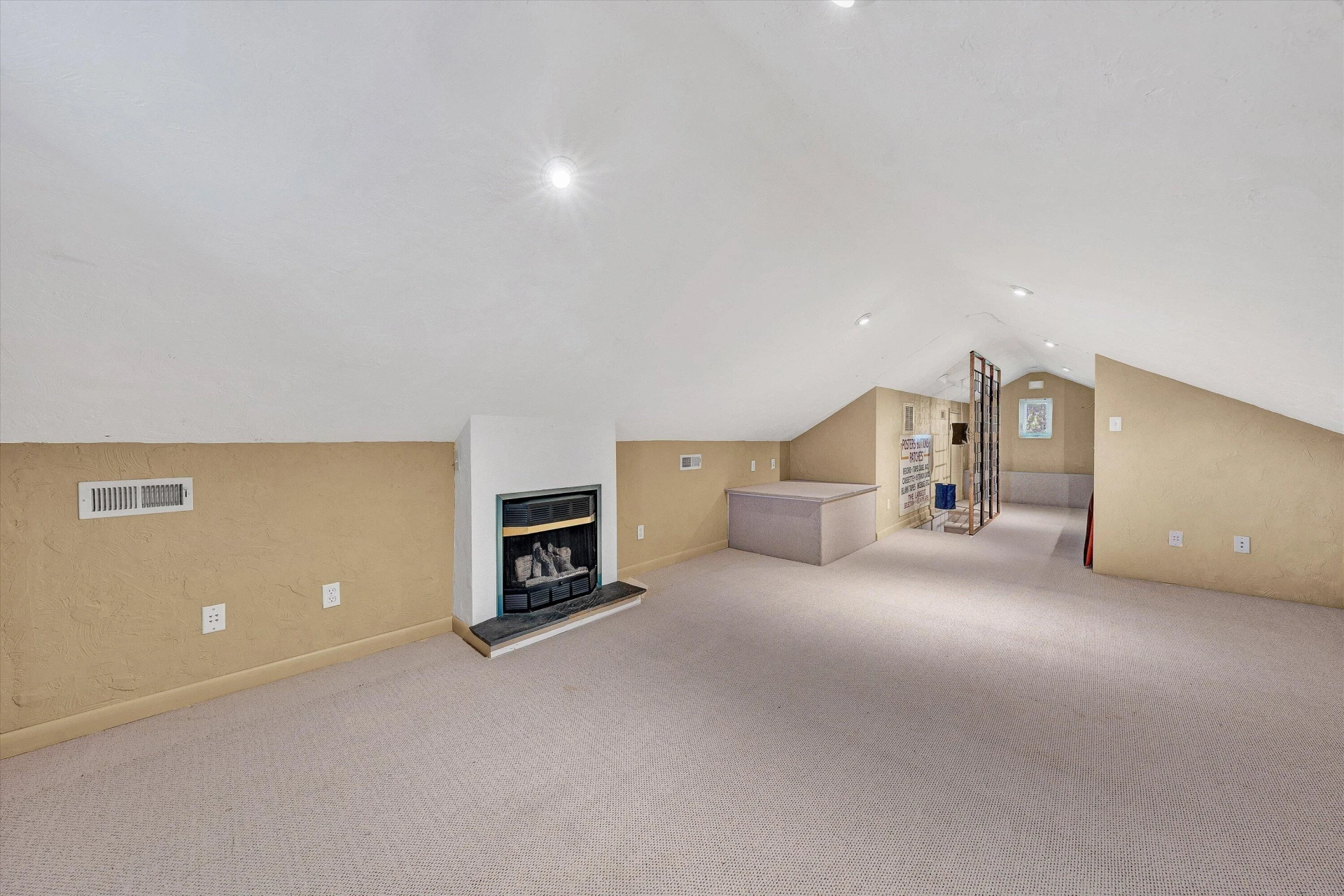 2903 Huntington BLVD - Photo 40