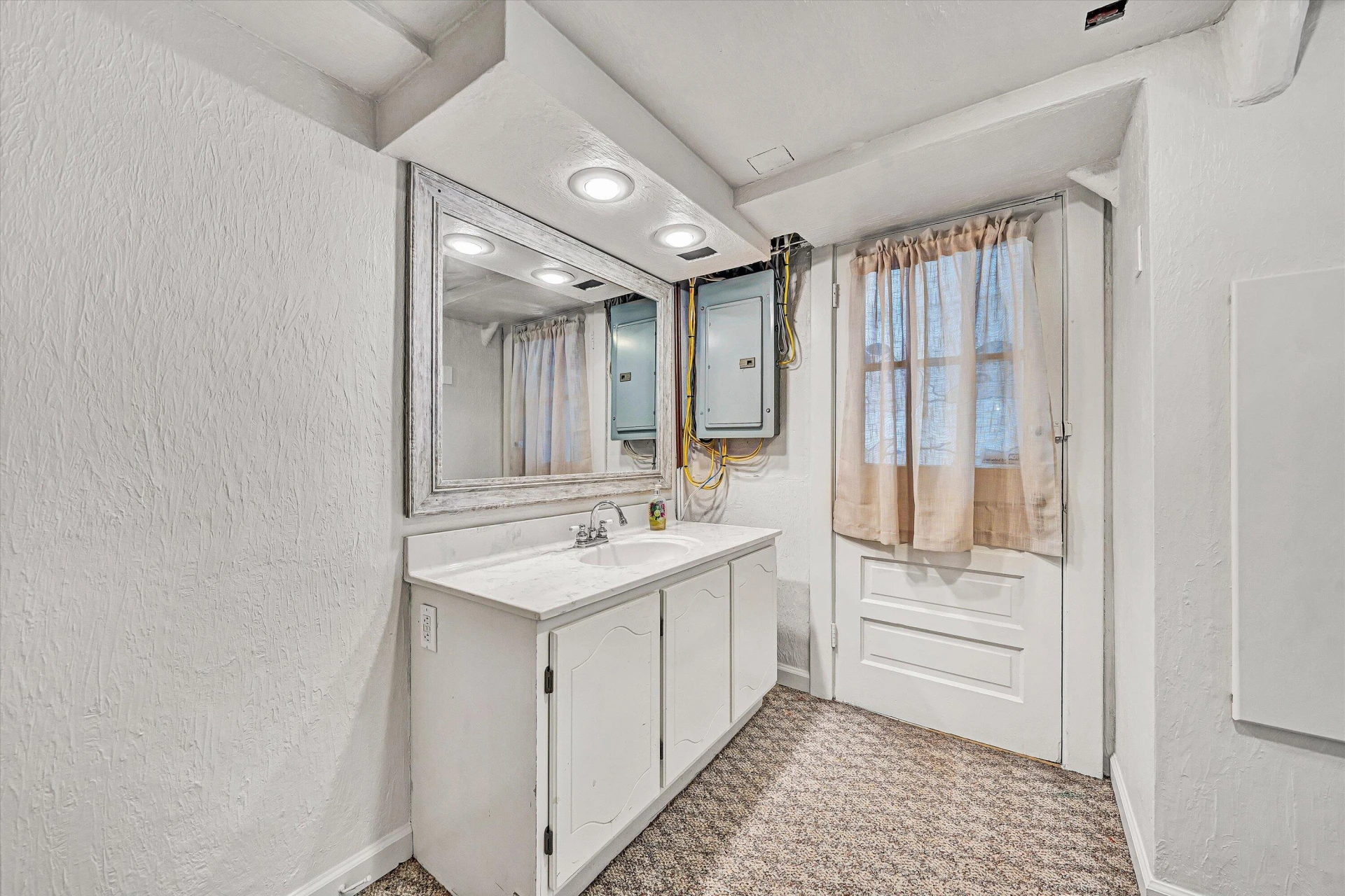 2903 Huntington BLVD - Photo 49