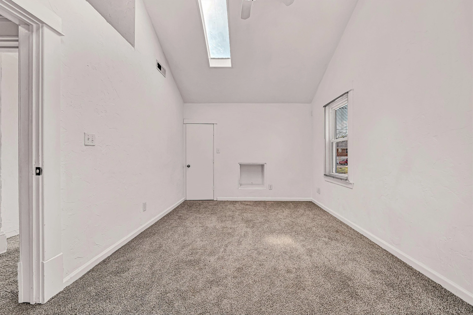 1001 Woodrow AVE - Photo 18