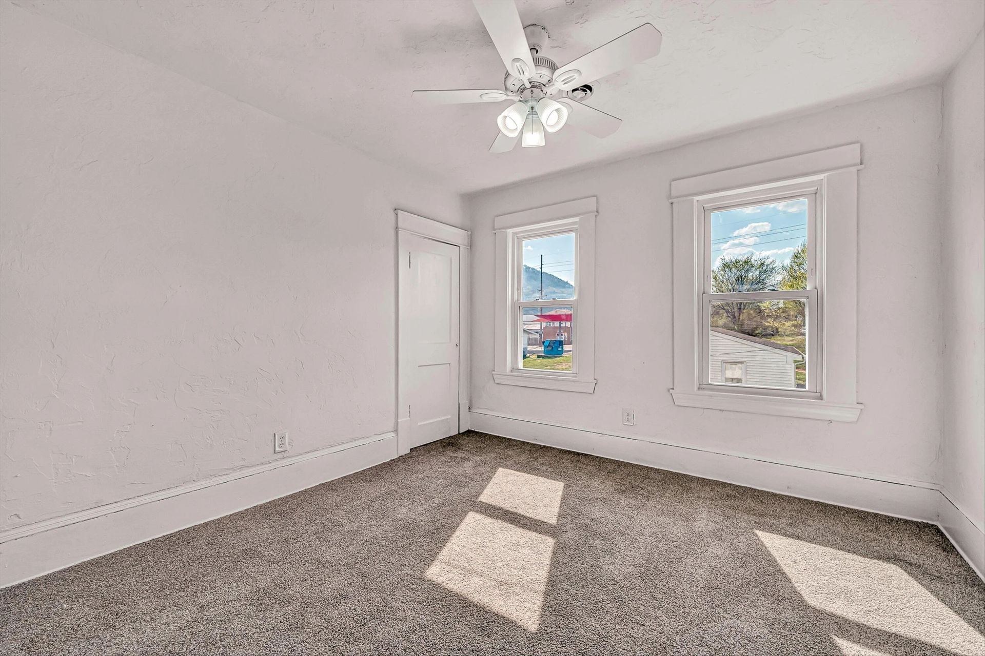 1001 Woodrow AVE - Photo 19