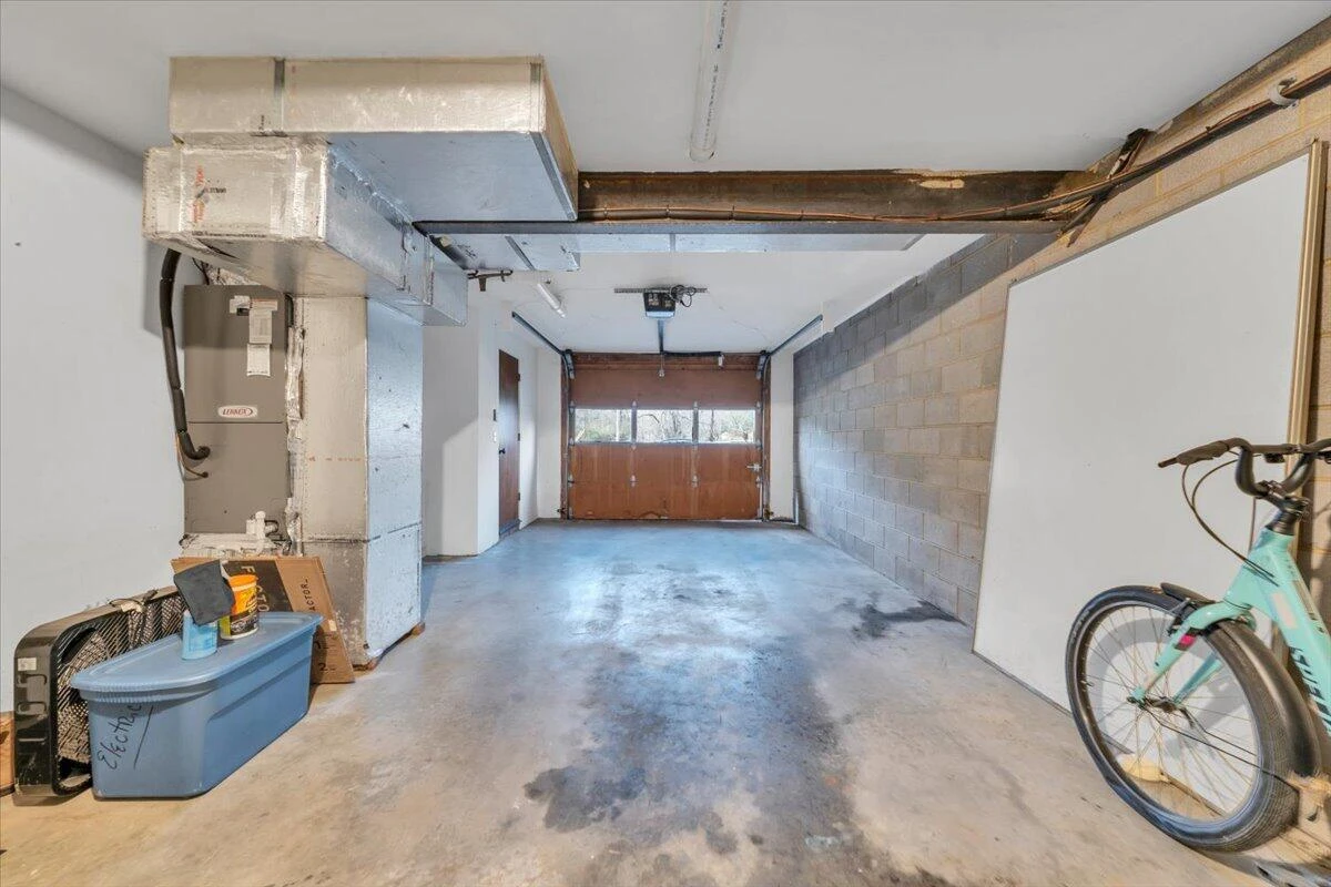 2615 Glade DR - Photo 32