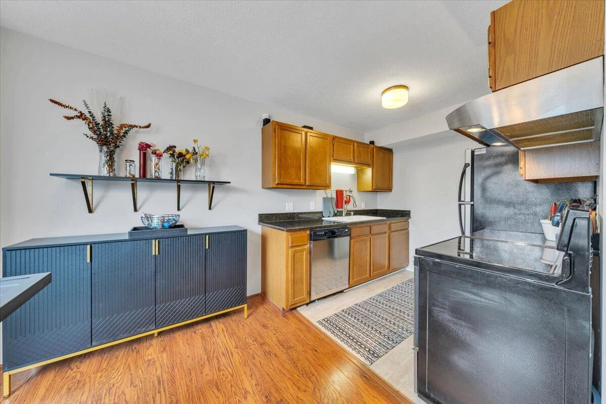 2615 Glade DR - Photo 9