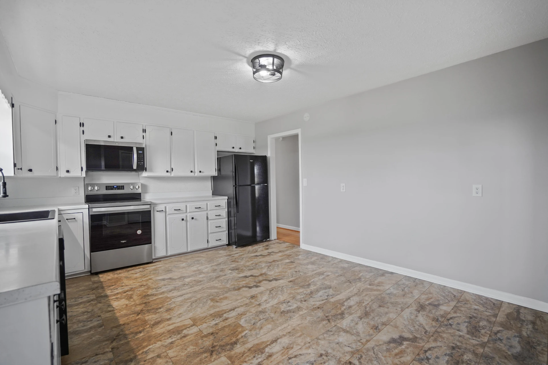 2558 Smith Mountain Lake PKWY - Photo 9
