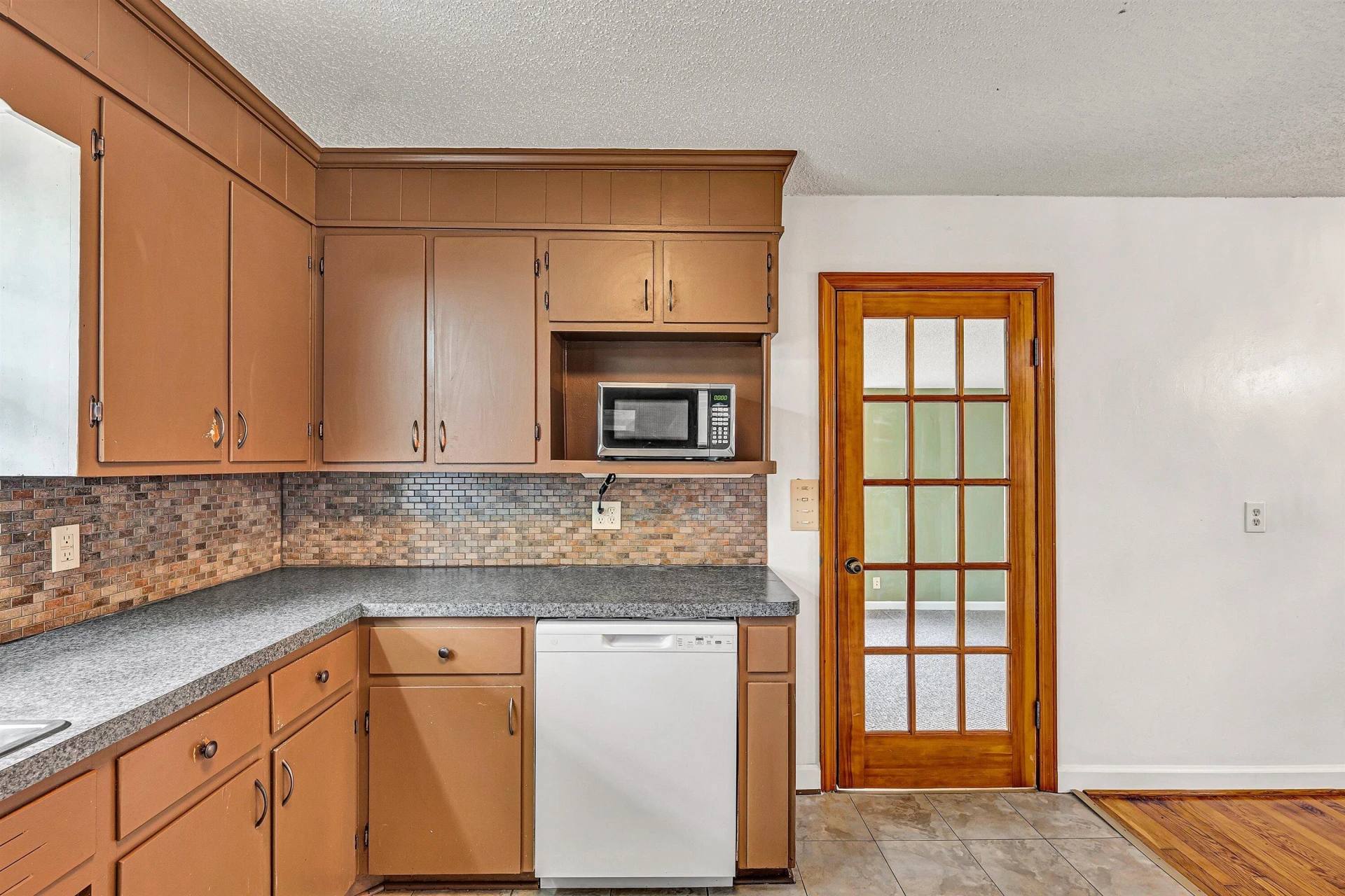1717 Wirtz RD - Photo 18