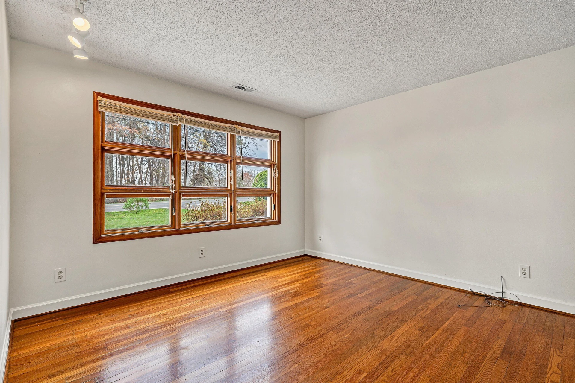 1717 Wirtz RD - Photo 23