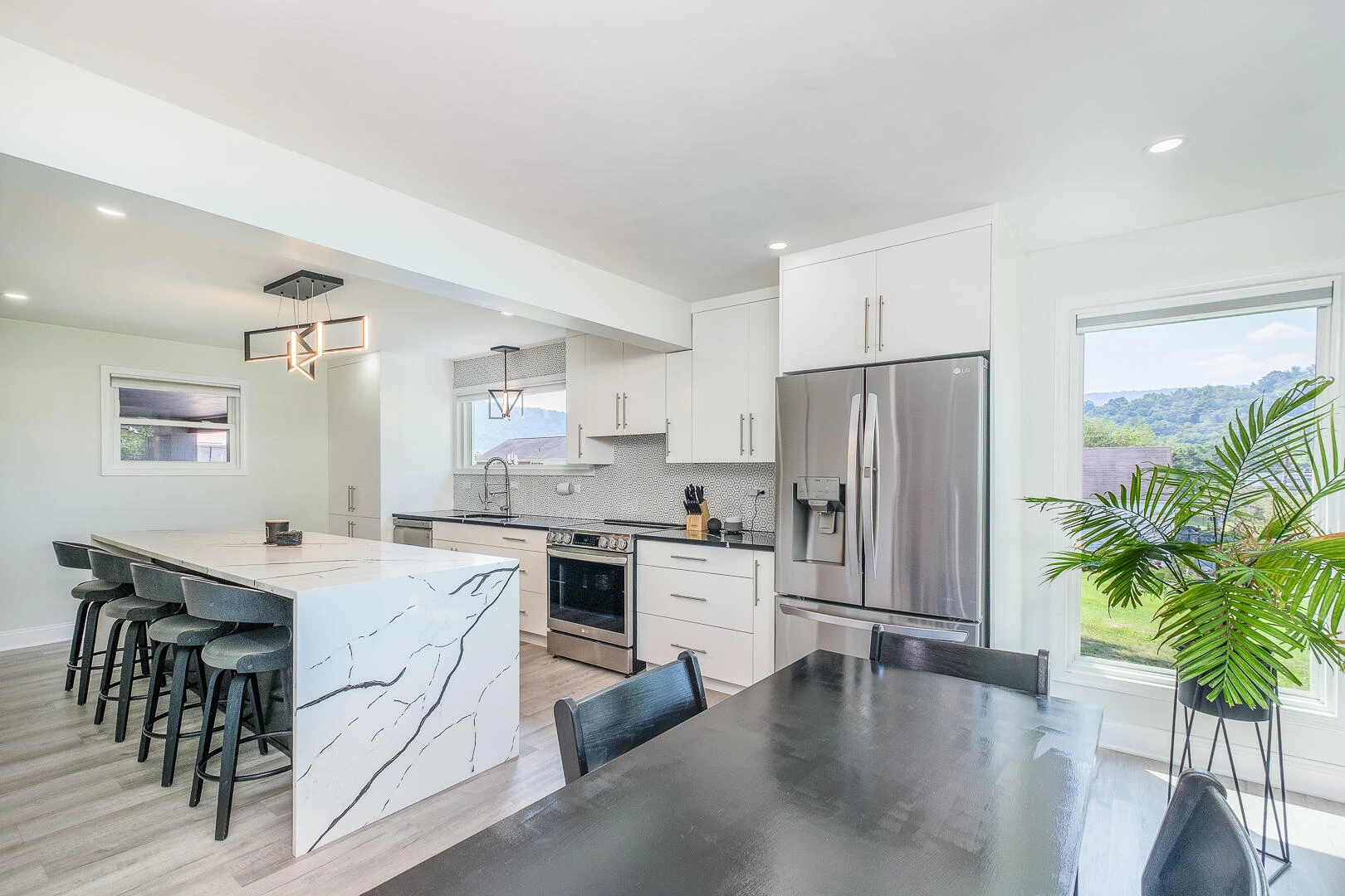 1307 Massie AVE - Photo 15