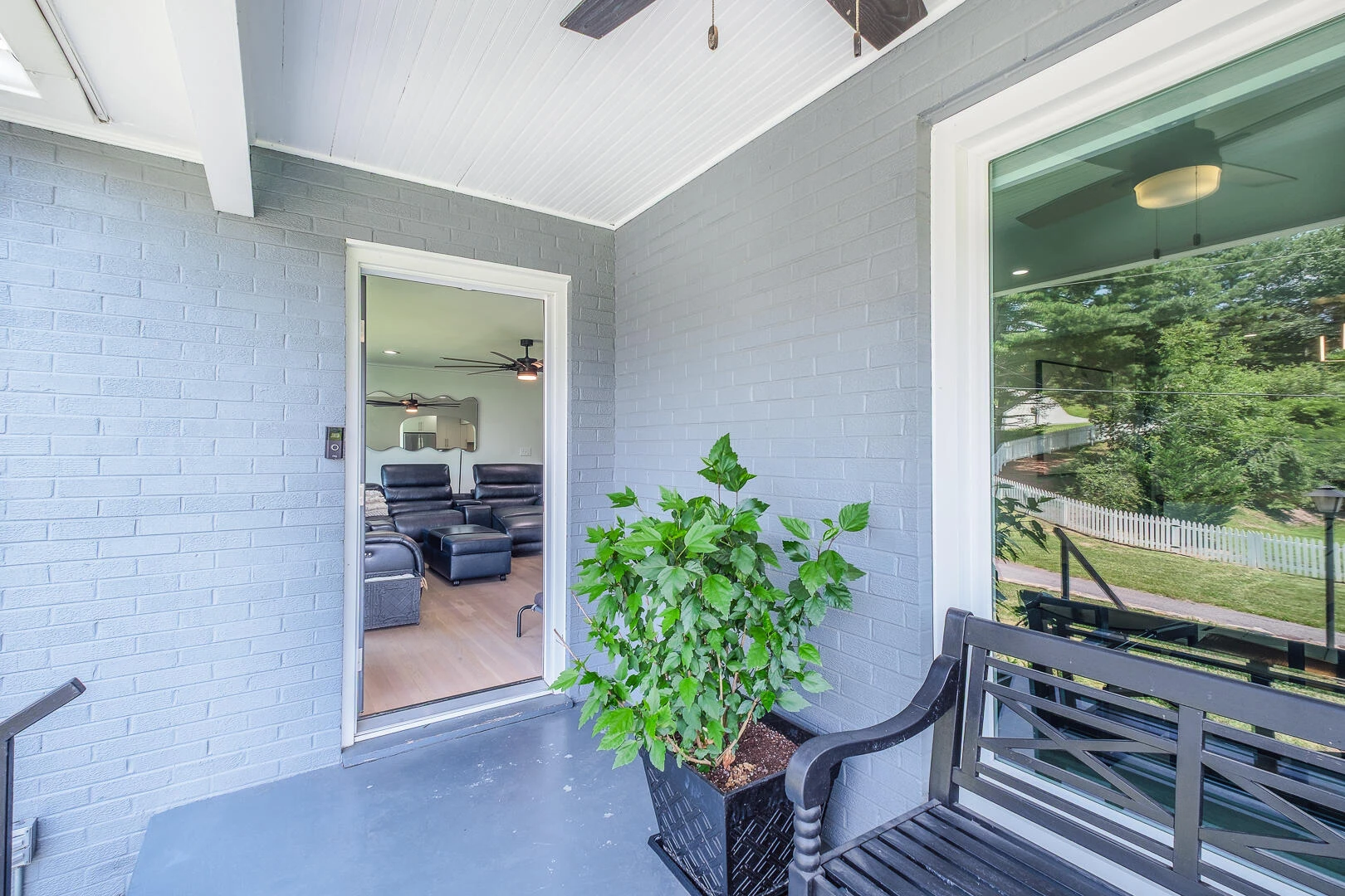 1307 Massie AVE - Photo 5