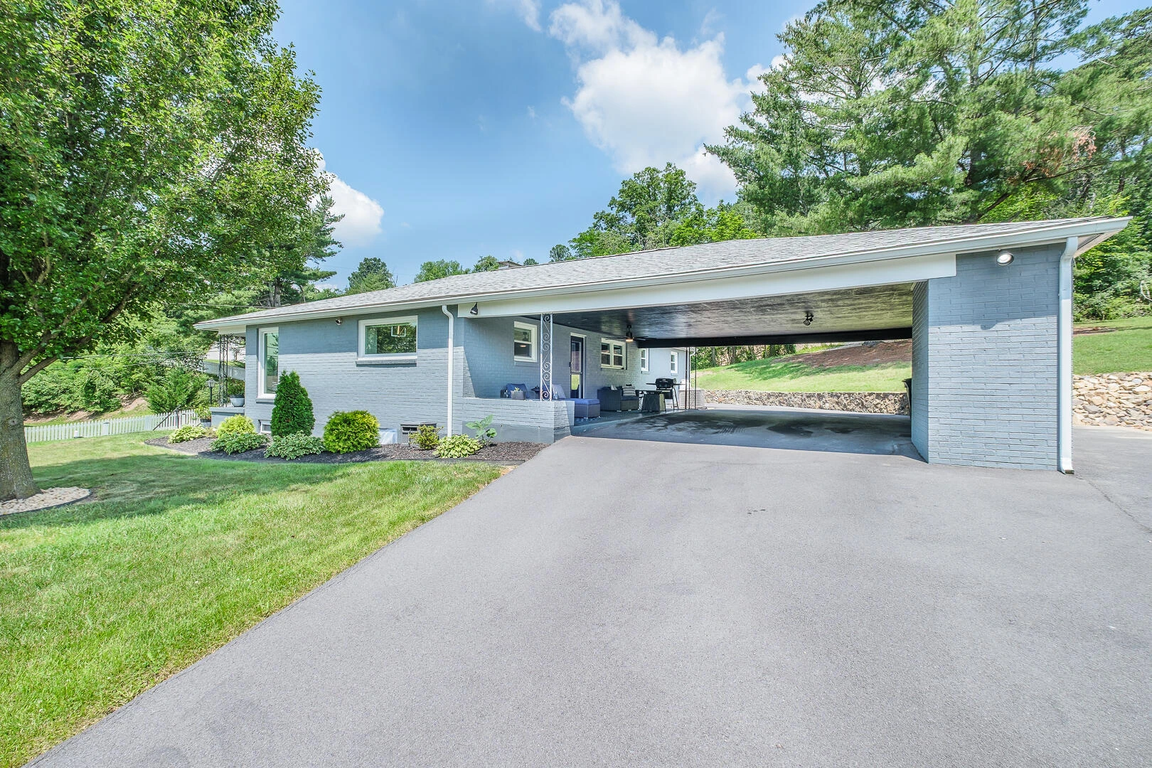 1307 Massie AVE - Photo 8