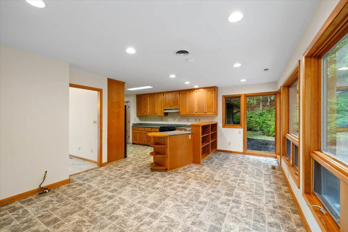 701 Bishop RD - Photo 26