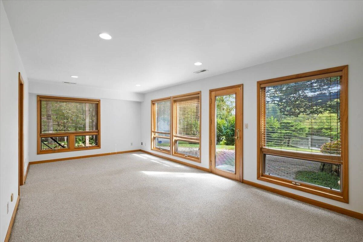 701 Bishop RD - Photo 37